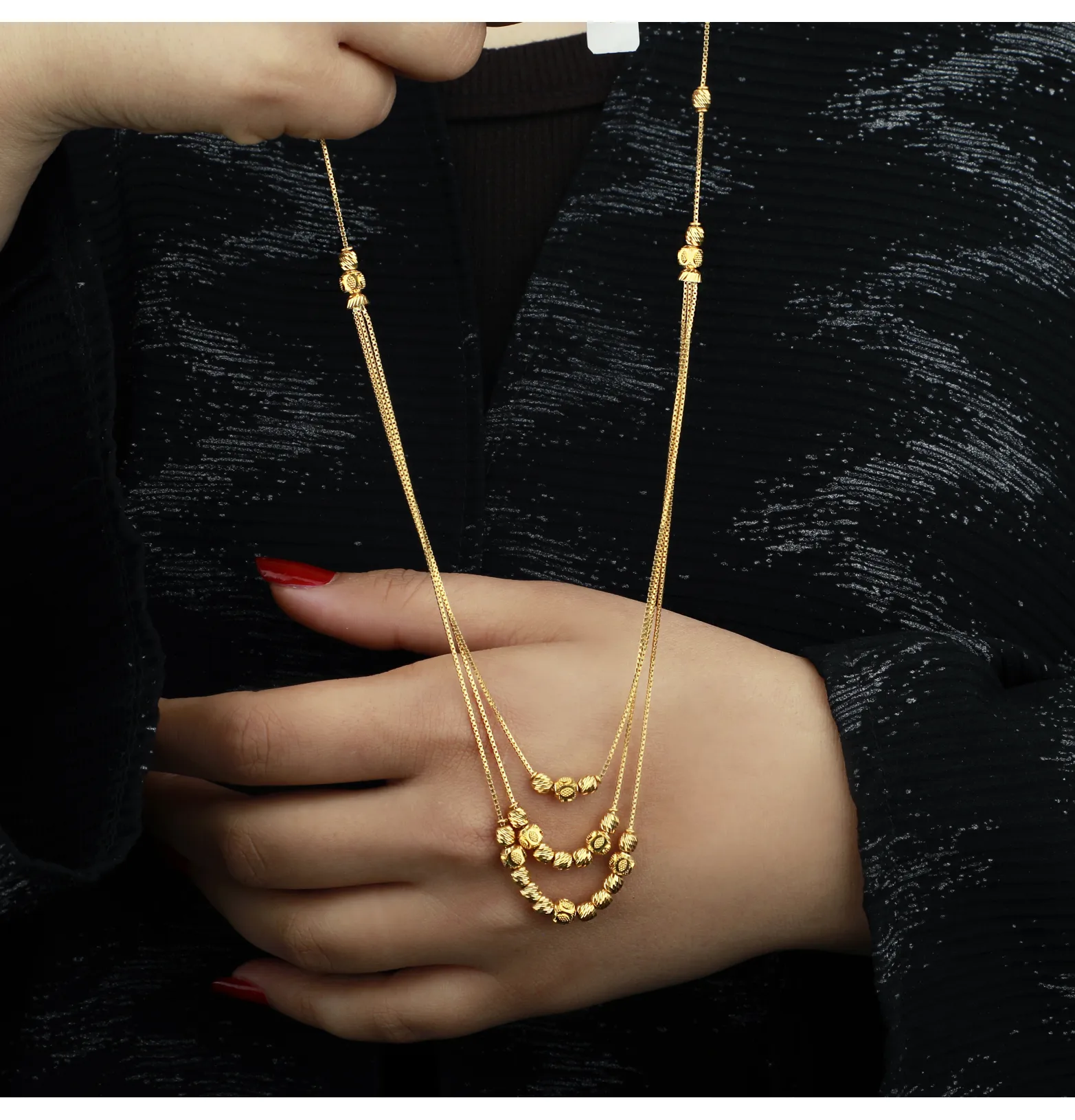 21-karat gold choker, made in Singapore