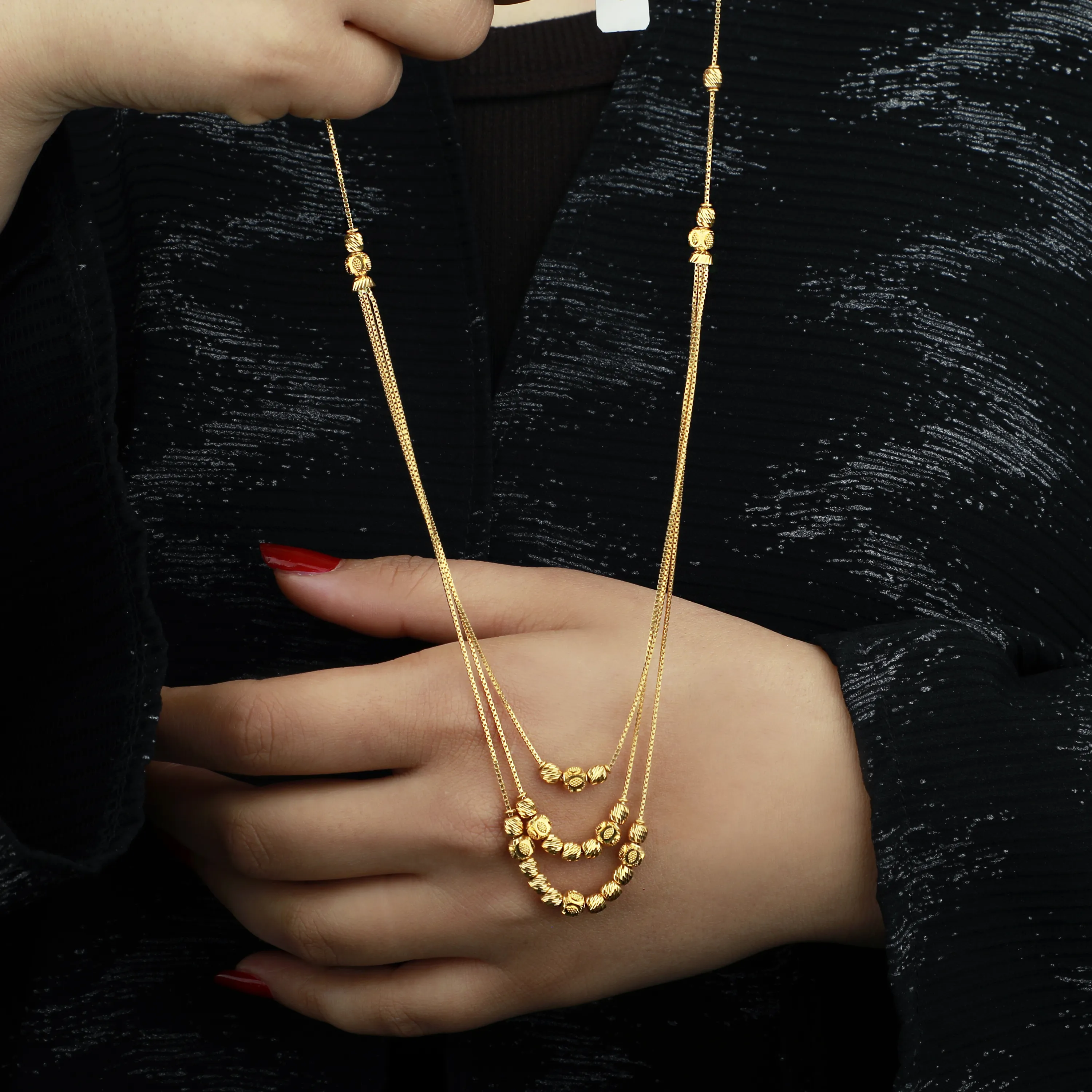 21-karat gold choker, made in Singapore