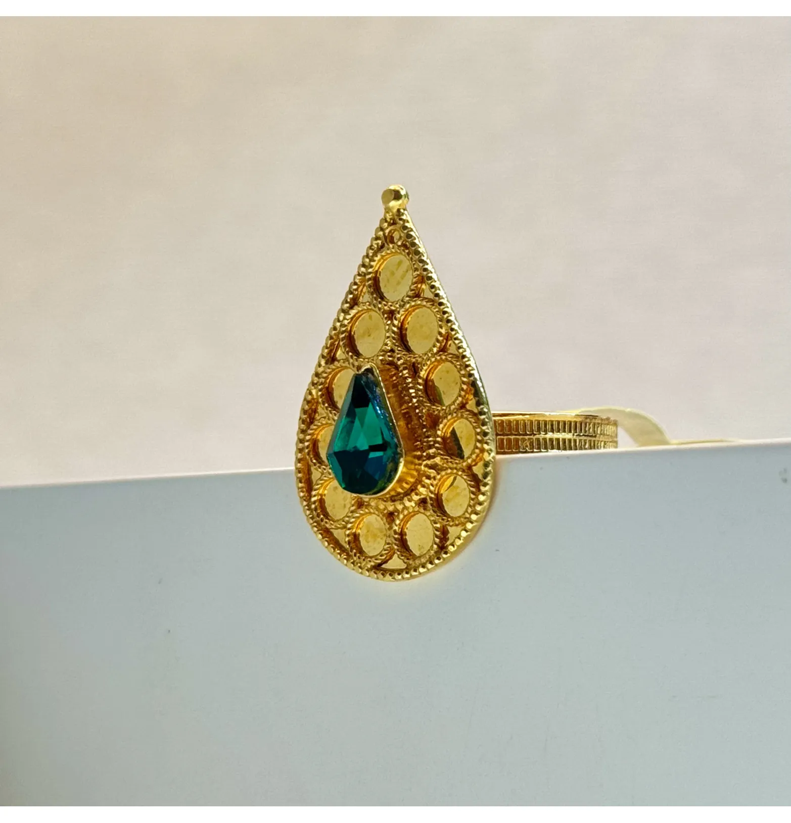 21-karat gold ring, Saudi-made