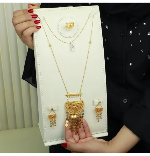 21-karat gold mirror, Bahraini made