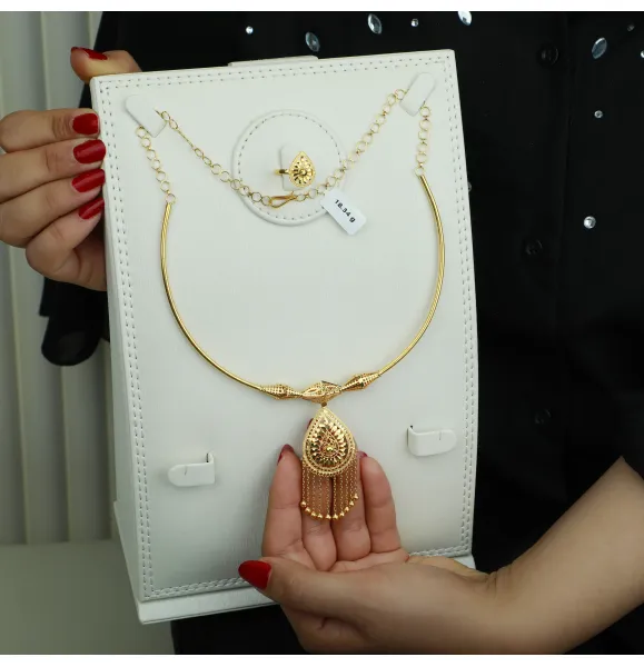 Half set of 21-karat gold, Omani made - (S-0122)