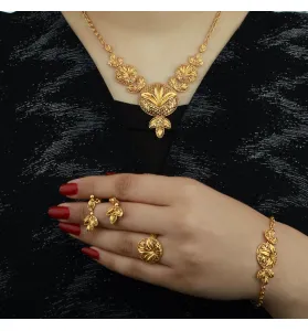 21-karat gold set, Saudi made