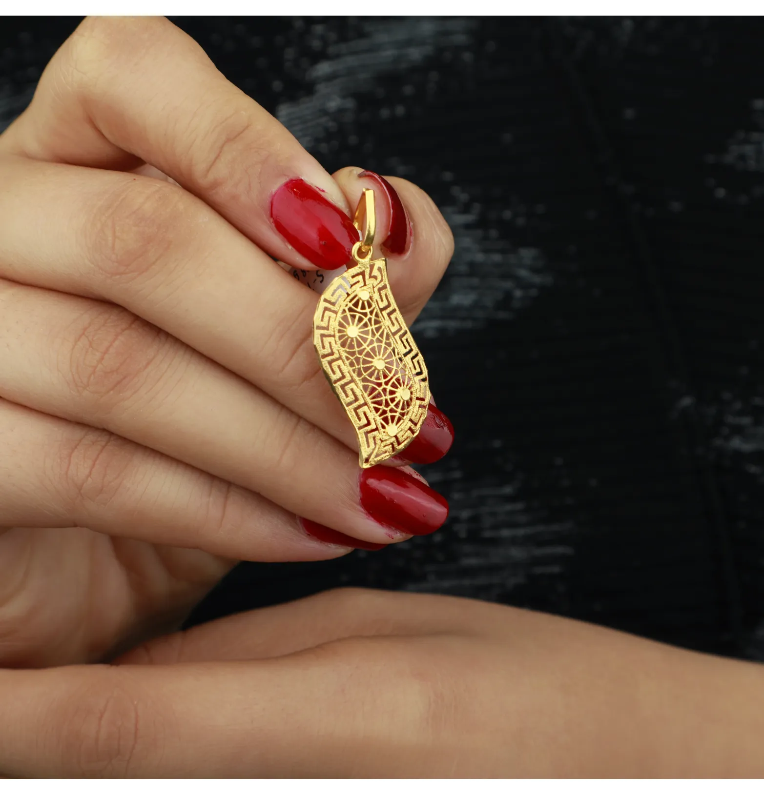 Heart-shaped pendant, 21 karat gold, Turkish made