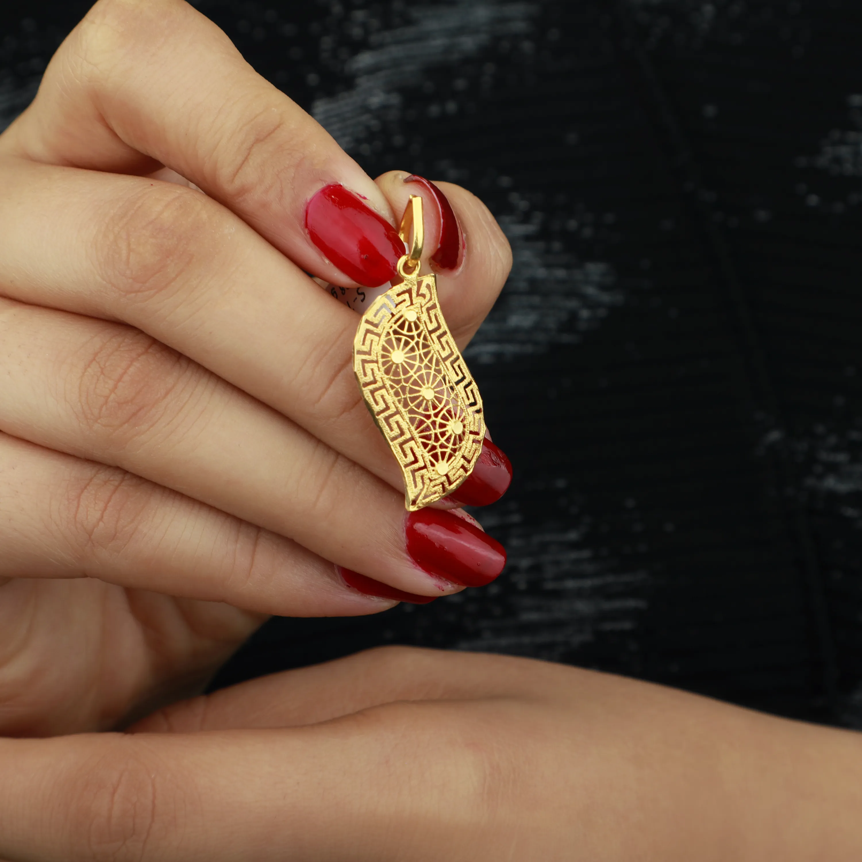 Heart-shaped pendant, 21 karat gold, Turkish made