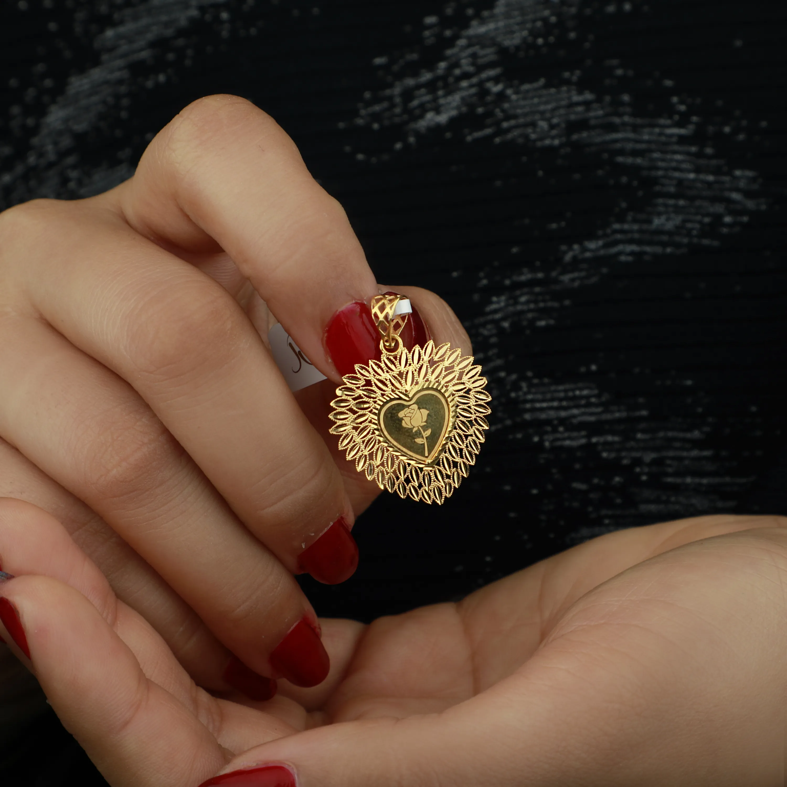 Heart-shaped pendant, 21 karat gold, Turkish made