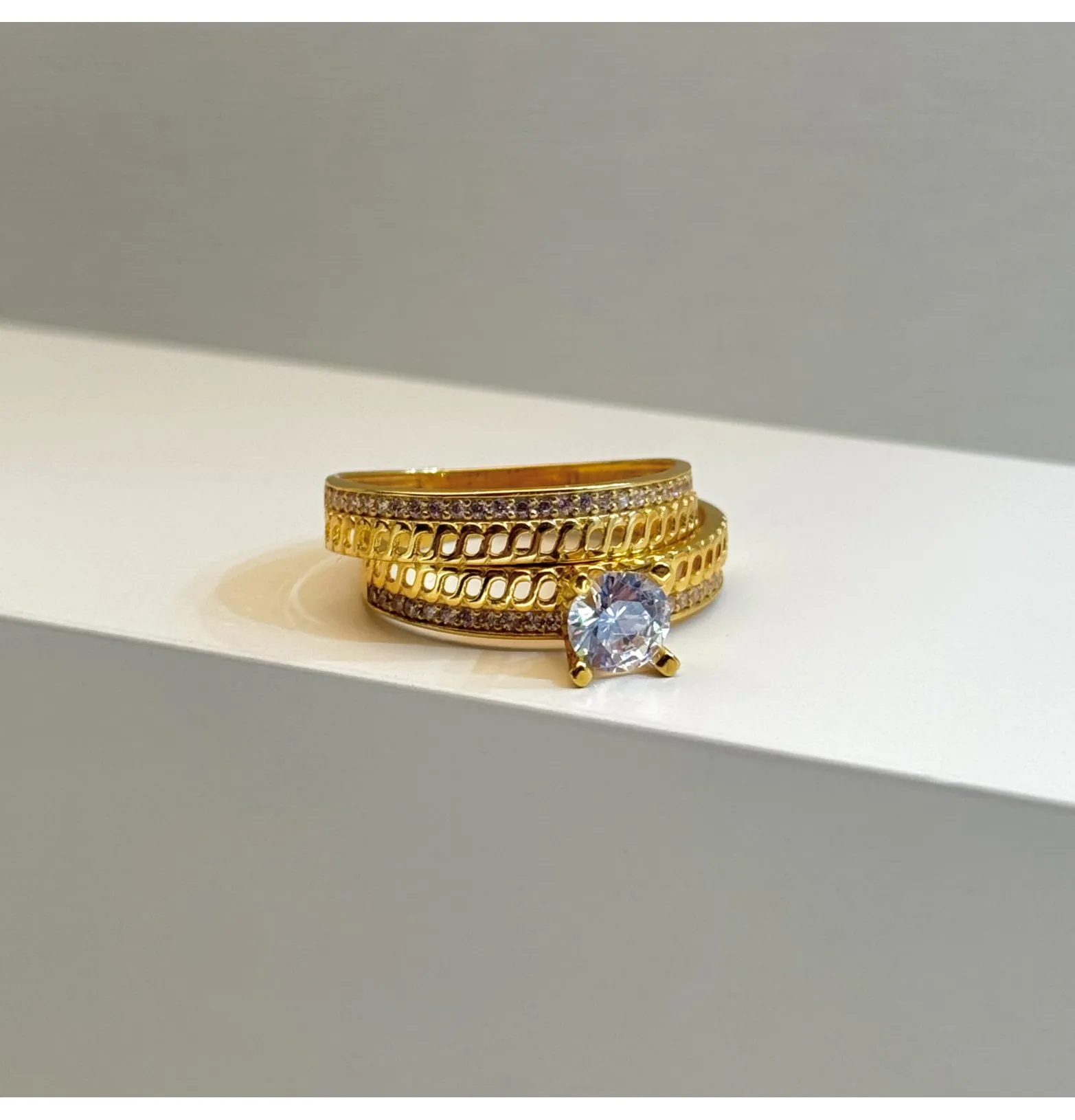 21 karat gold wedding ring, made in Turkey