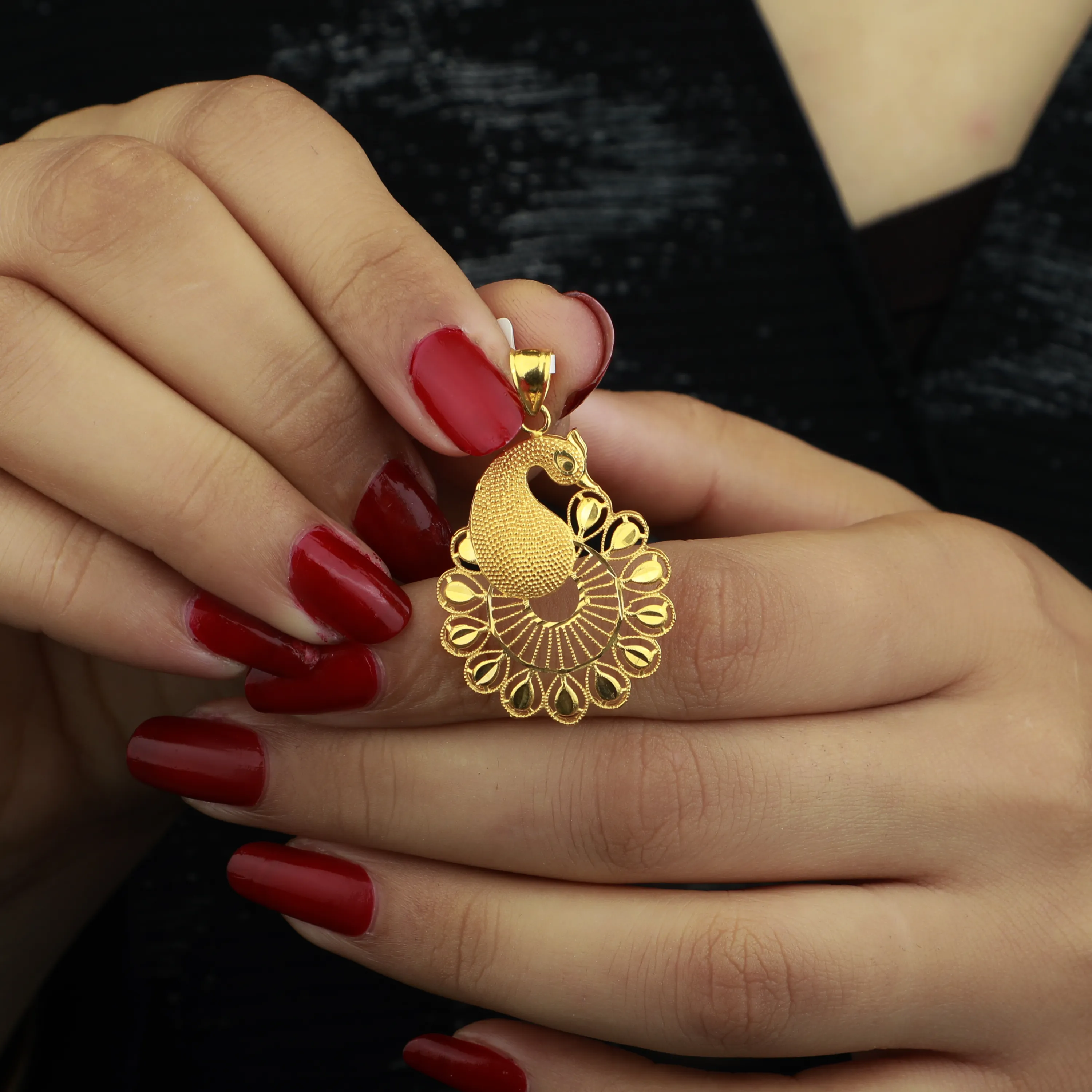 Heart-shaped pendant, 21 karat gold, Turkish made