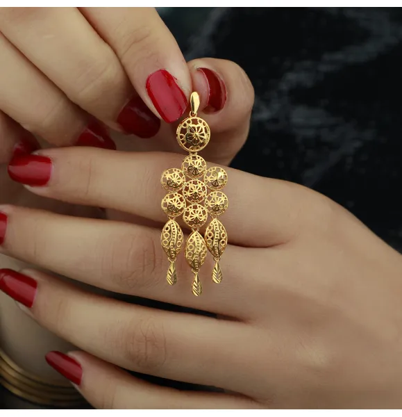 Heart-shaped pendant, 21 karat gold, Saudi made - (S-0148)