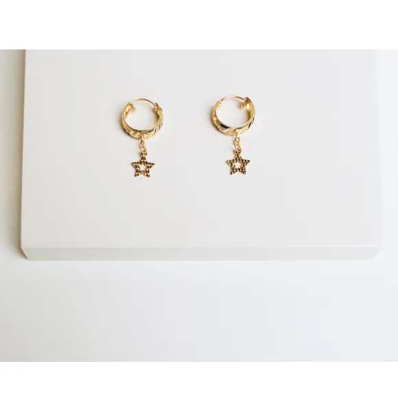 Children's round earrings, 21 karat gold, made in Singapore - (S-0165) Children's round earrings, 21 karat gold, made in Singapore - (S-0165)