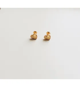 Children's net earrings, 21 karat gold, made in Singapore Children's net earrings, 21 karat gold, made in Singapore