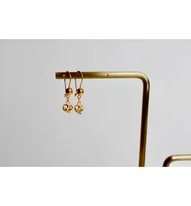 21-karat gold pendant earrings, Omani made 21-karat gold pendant earrings, Omani made