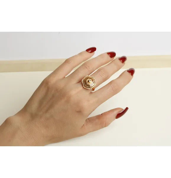 21-karat gold ring, Omani made - (S-0184)