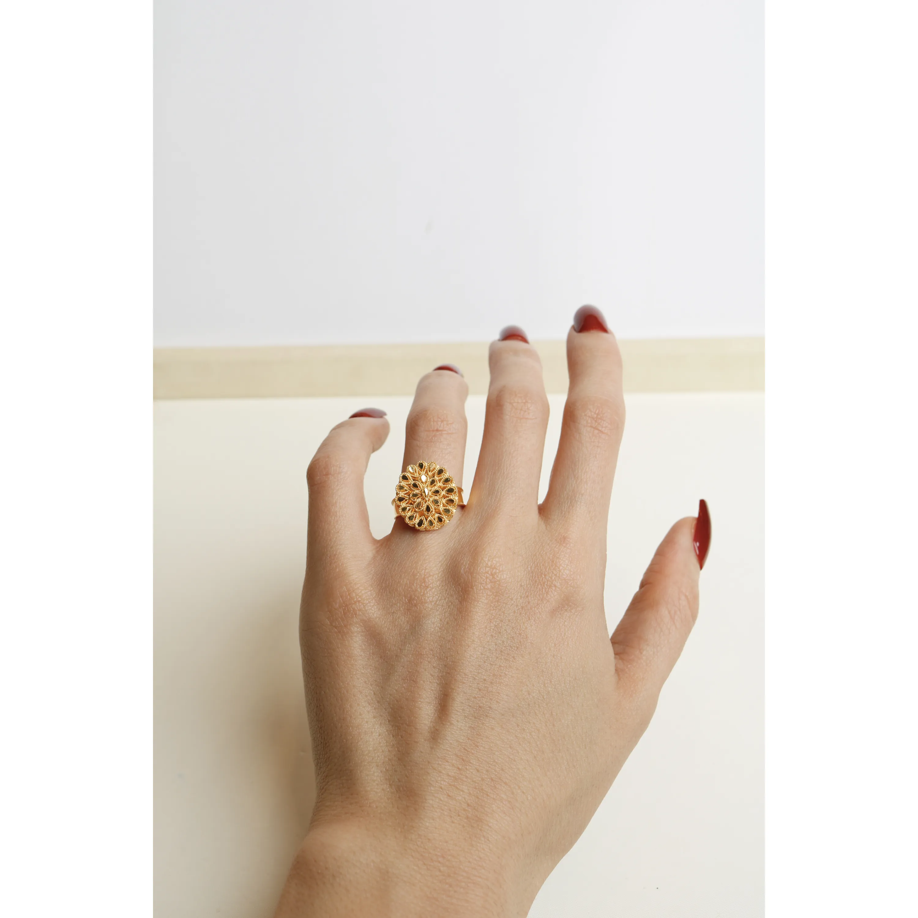 21-karat gold ring, Omani made