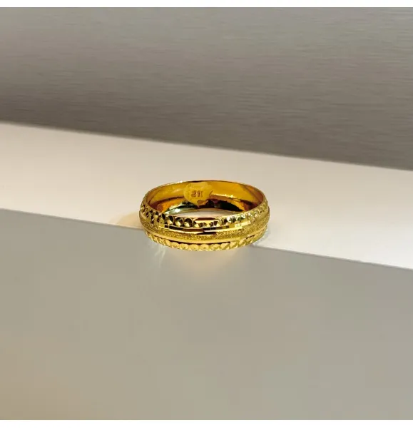 21 karat gold wedding ring, made in Turkey