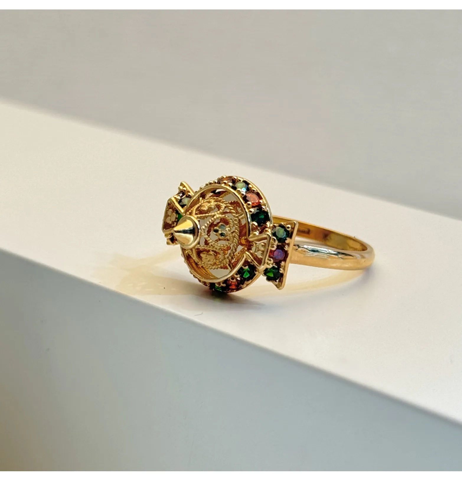 21-karat gold ring, Bahraini-made