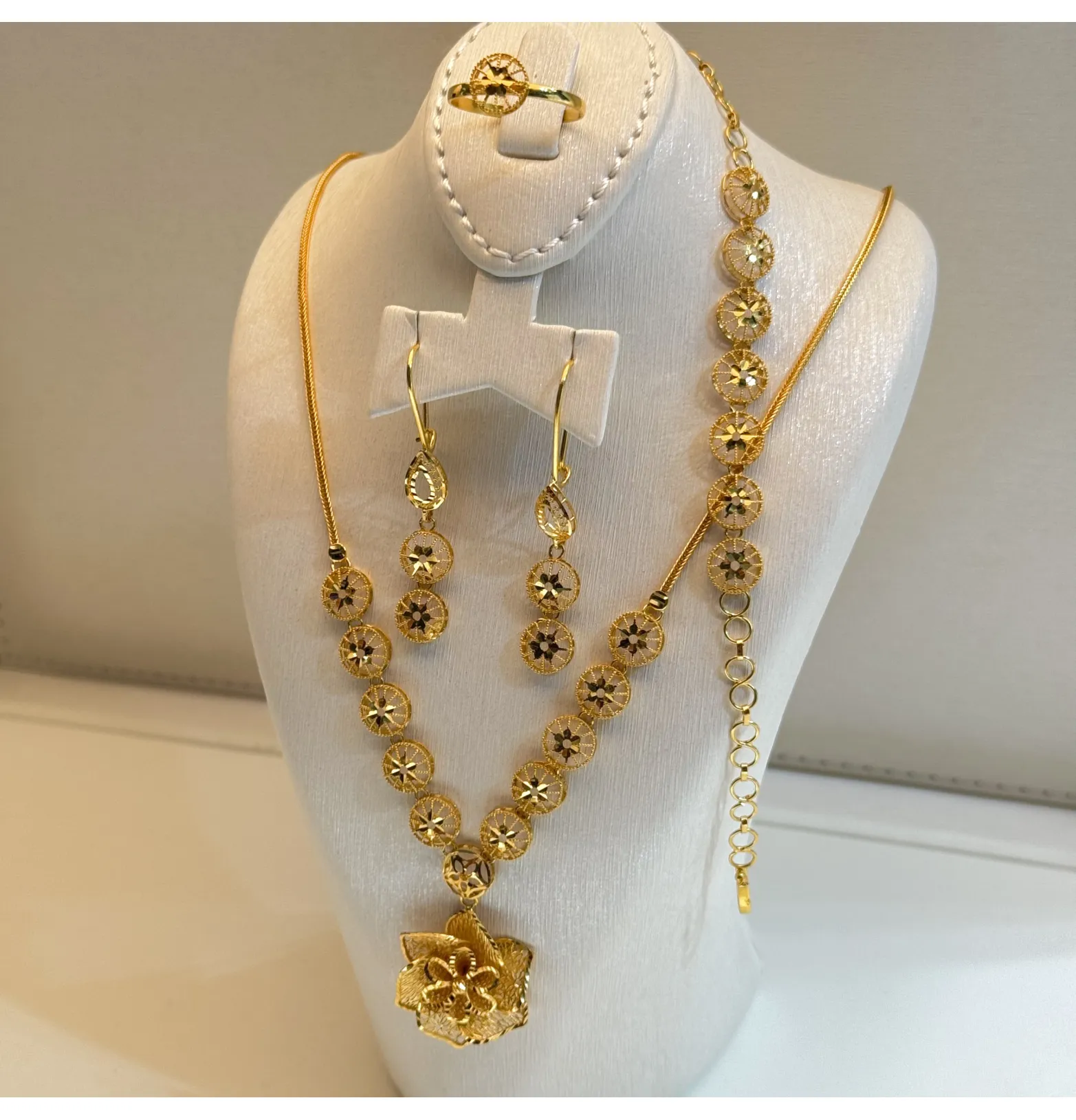 21 karat gold set, Turkish made