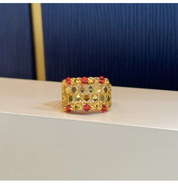 21-karat gold ring, Omani-made