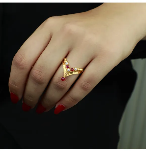 21-karat gold ring, Omani made