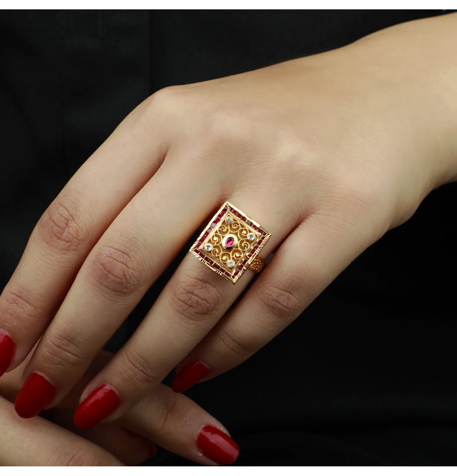 21-karat gold ring, Bahraini made