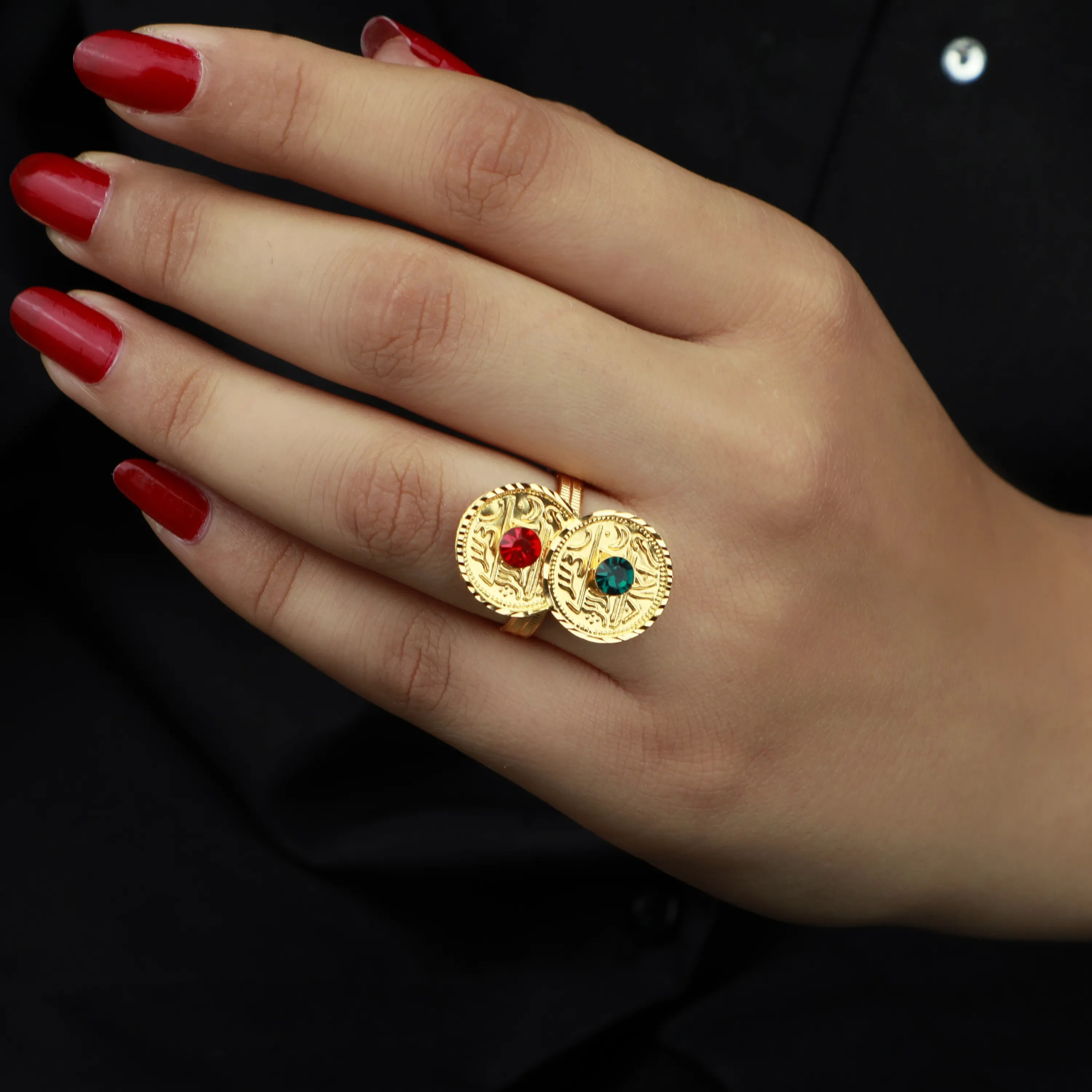 21-karat gold ring, made in the UAE