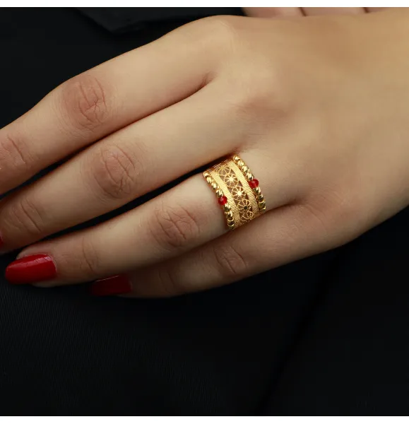 21-karat gold ring, Omani made