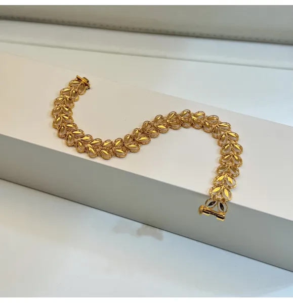 21 karat gold bracelet, Kuwaiti made