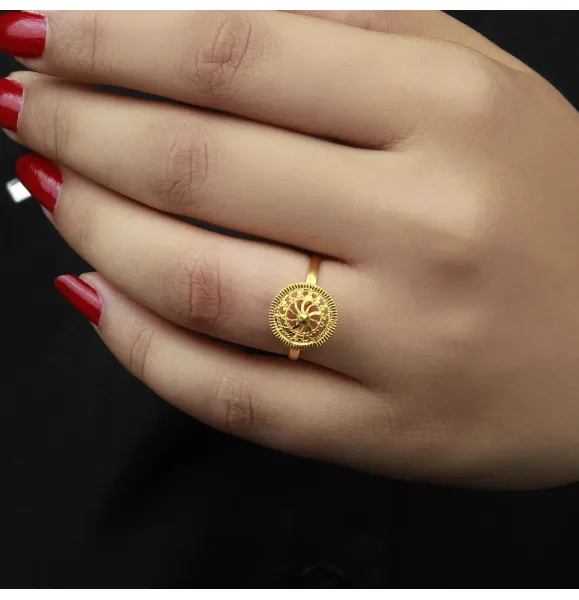 21-karat gold ring, Omani made
