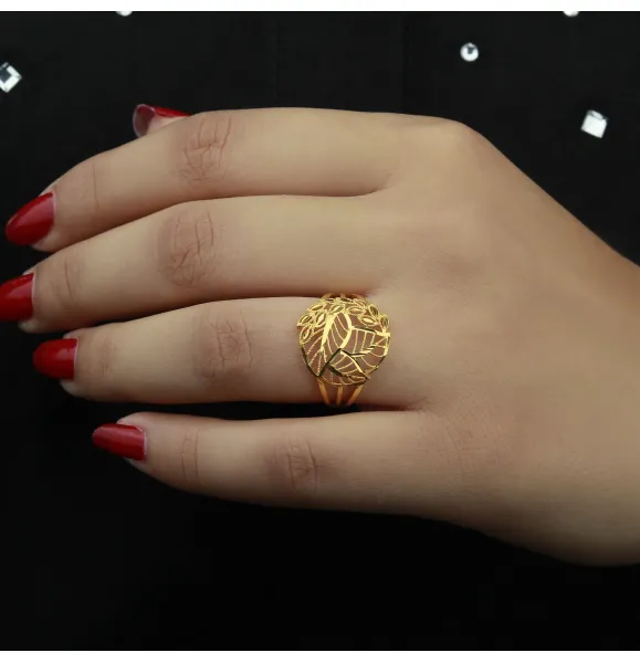 21-karat gold ring, made in Kuwait