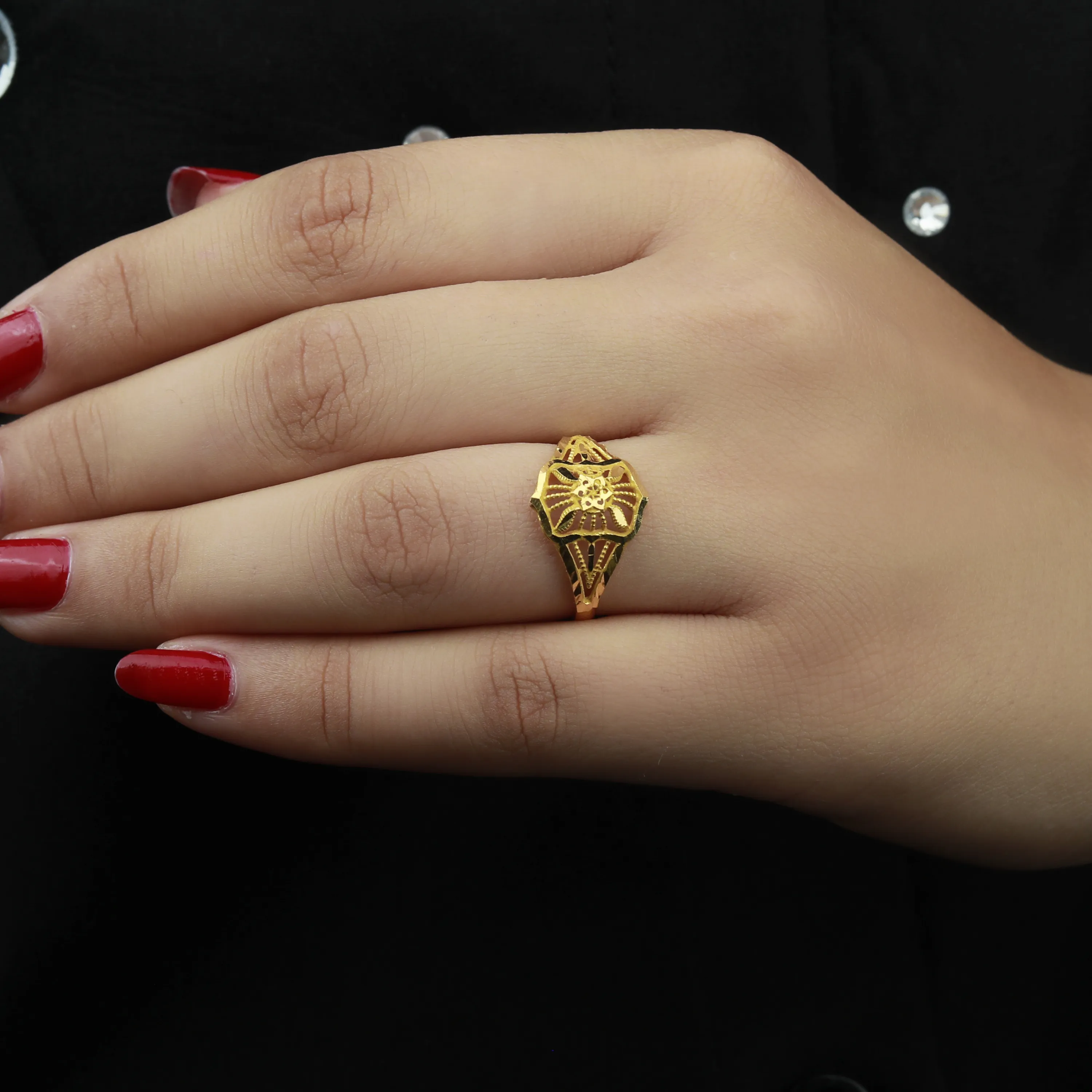 21-karat gold ring, Omani made 21-karat gold ring, Omani made