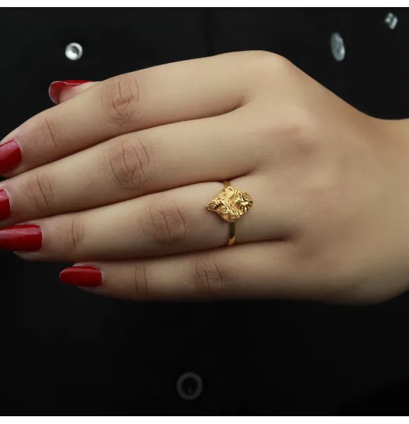 21-karat gold ring, made in Kuwait - (S-88)