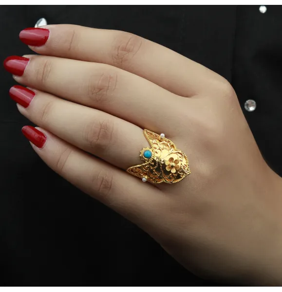 21-karat gold ring, Bahraini made