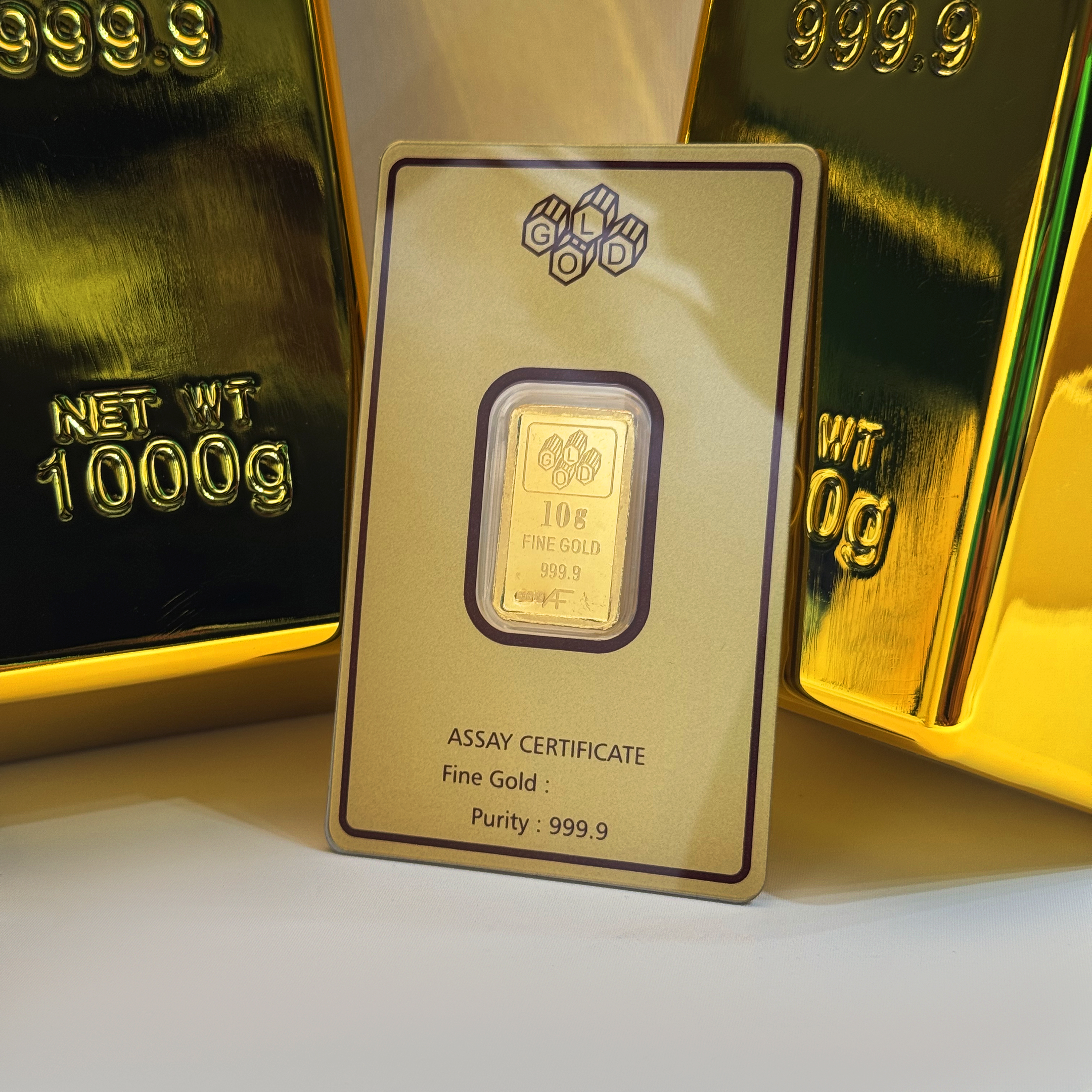 10 gram 24 karat (9999) gold bar - only purchase by whatsapp 97111978 - (G-0002)