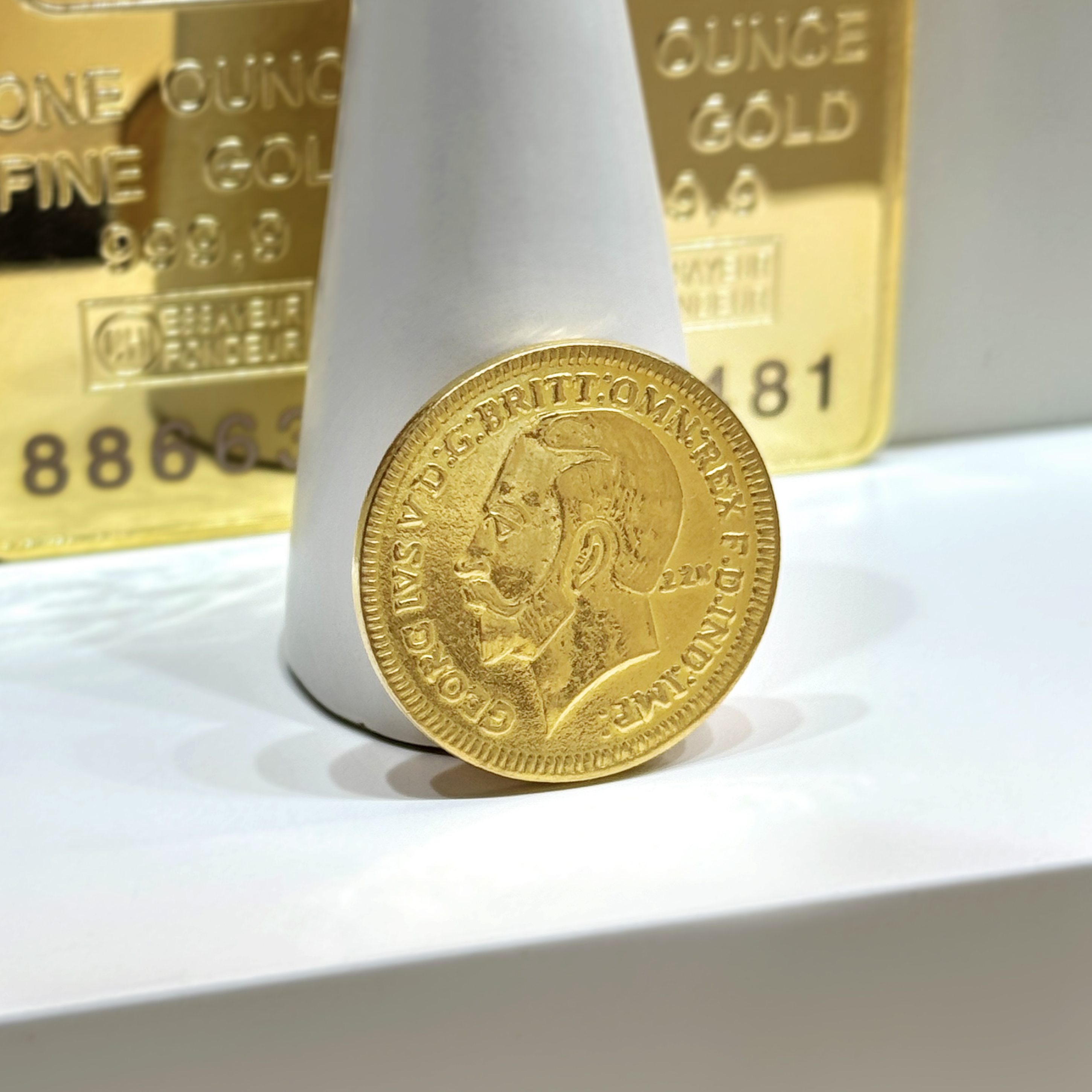 10 grams 22 karat gold coin - (G-0020) 10 grams 22 karat gold coin - (G-0020)