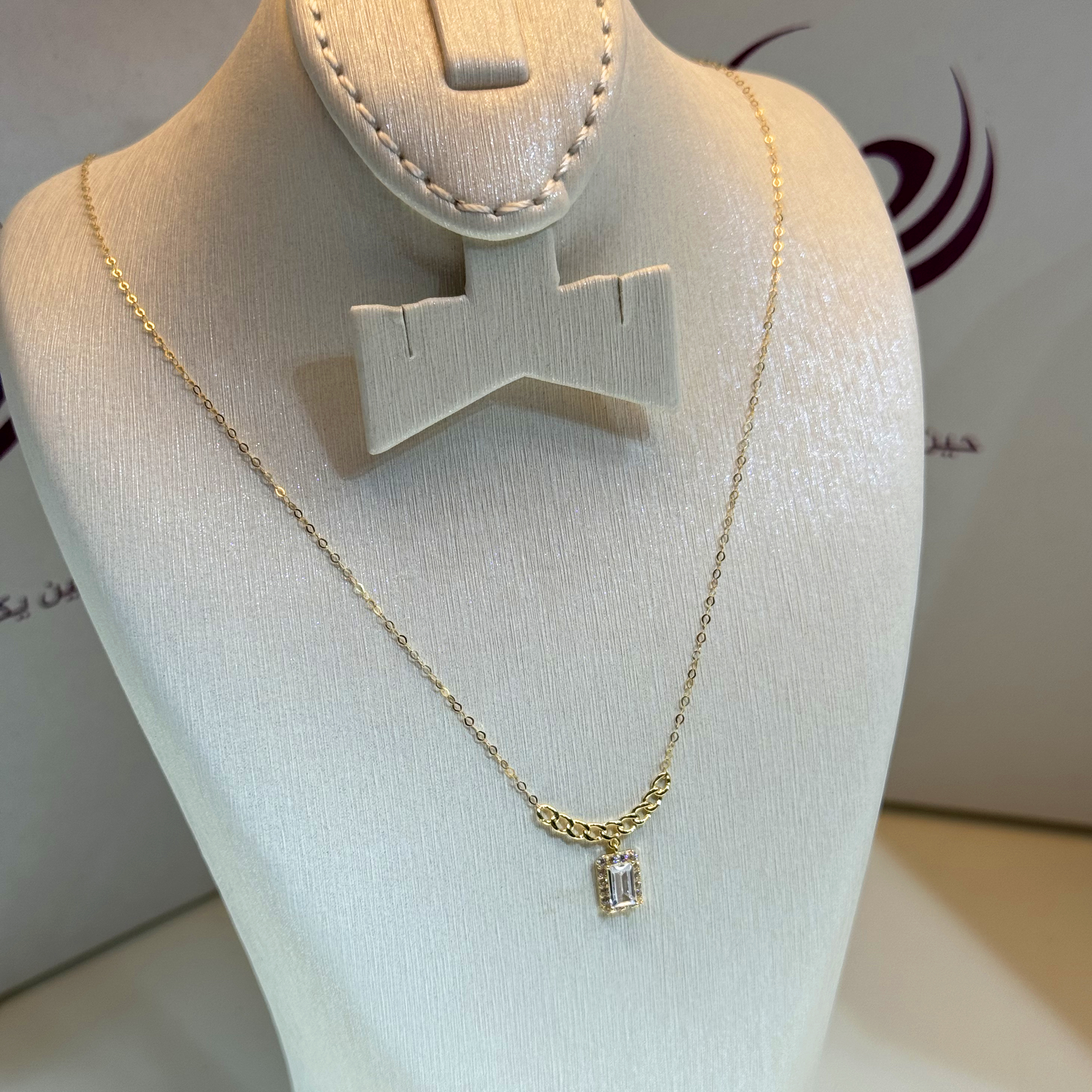 18 karat gold choker, made in Turkey - (H-1113)