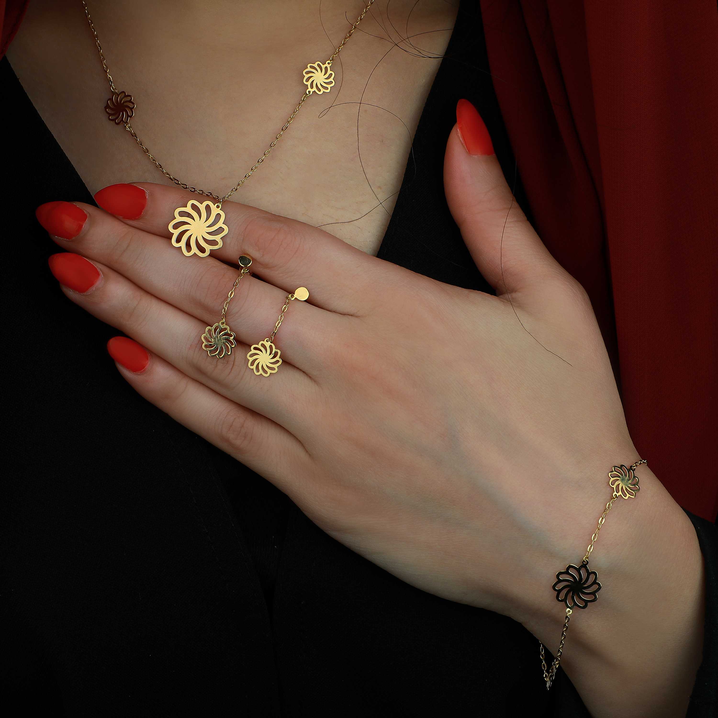 18 karat gold set, Turkish made - (H-0115) 18 karat gold set, Turkish made - (H-0115)