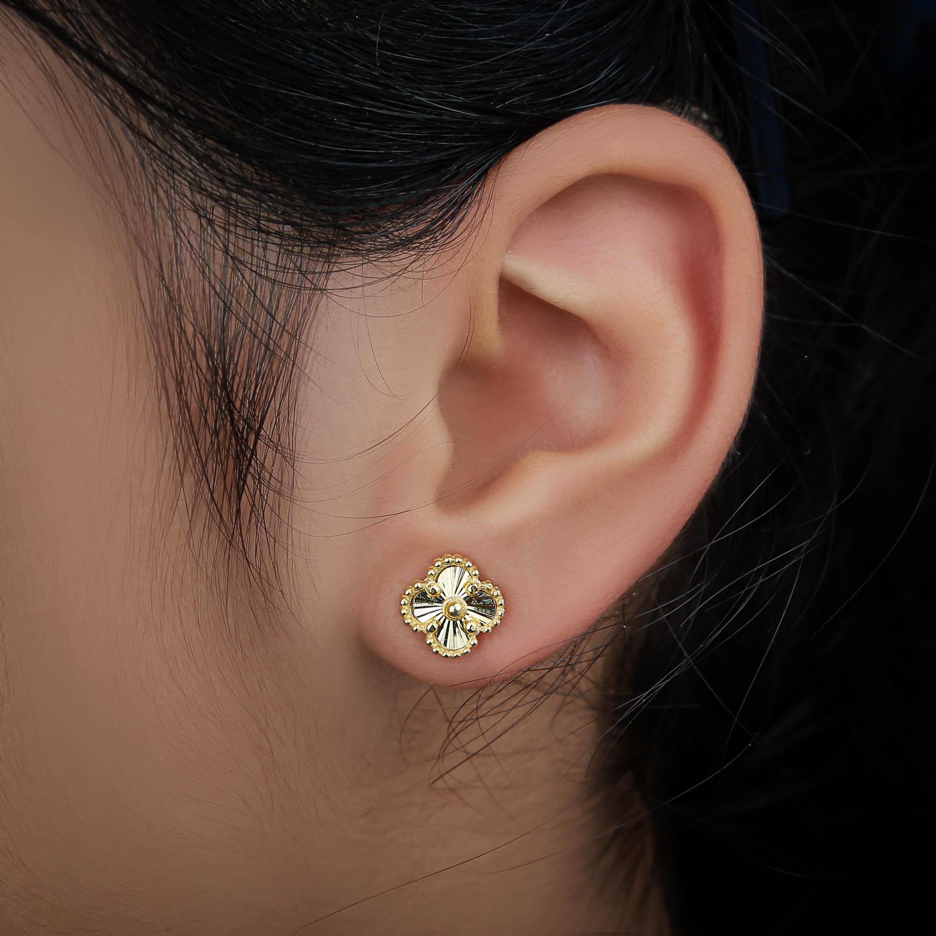 18 karat gold net ring, made in Turkey - (H-0138)