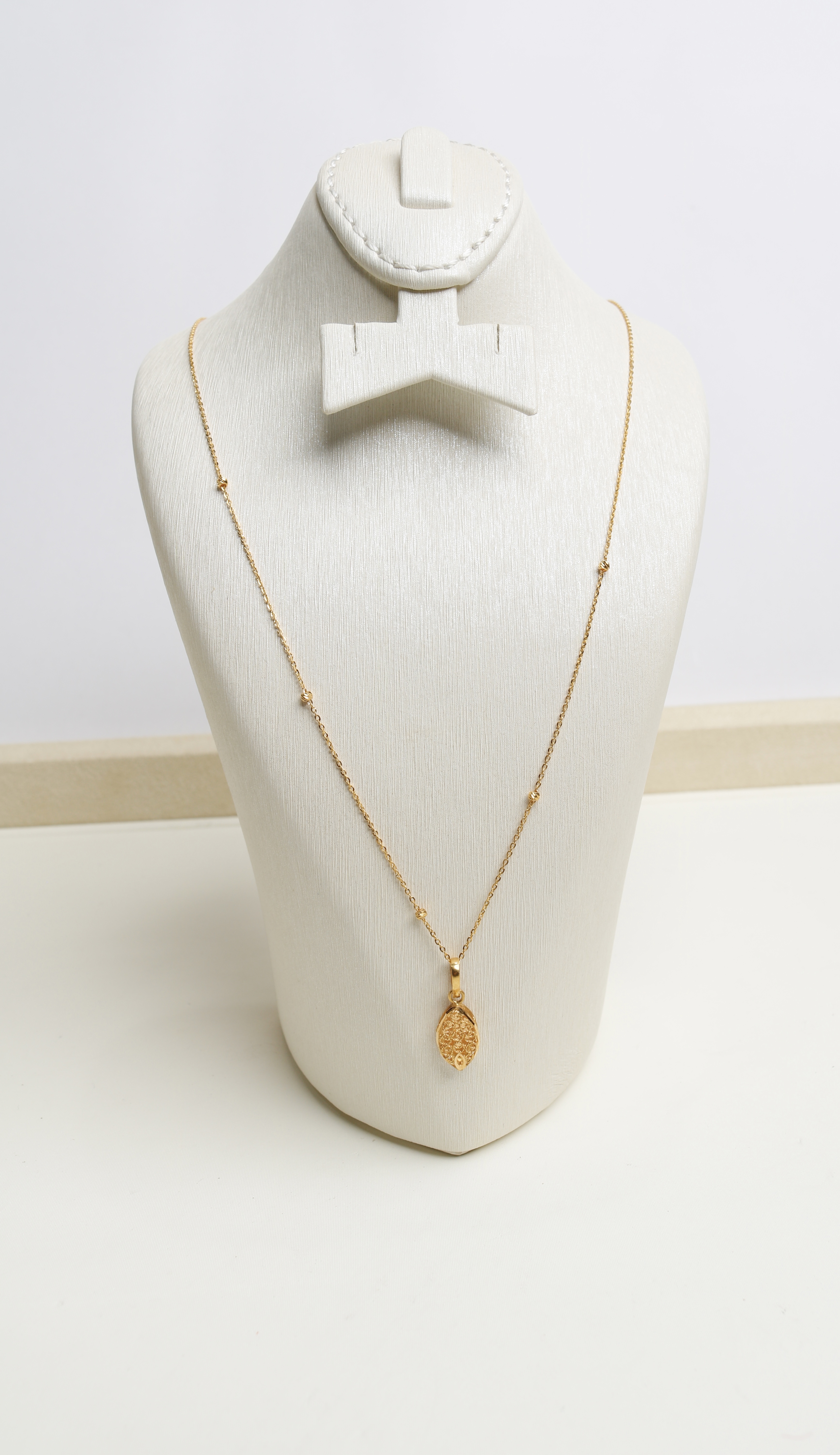 21-karat gold choker, Turkish made - (H-1461)