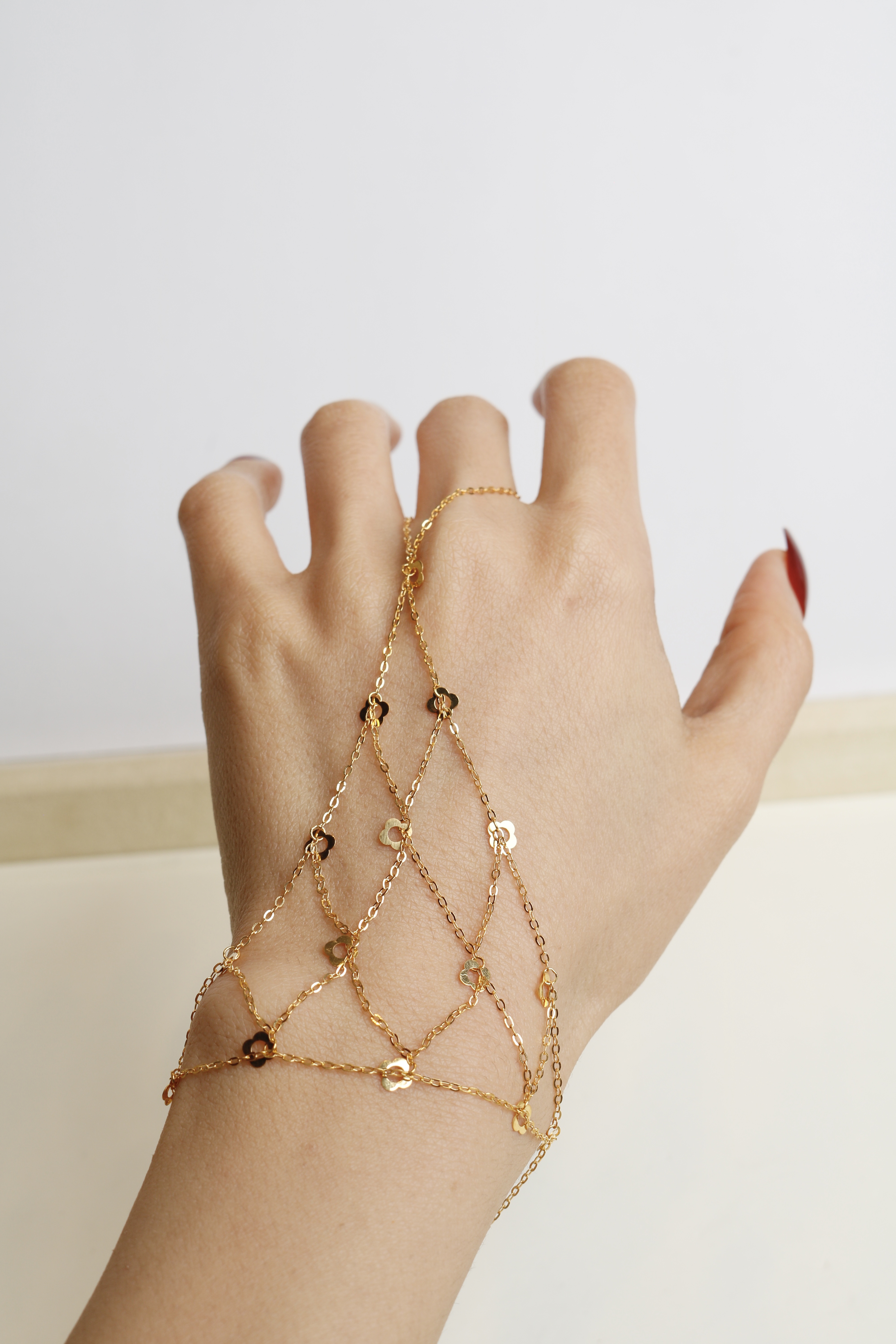 21-karat gold hand, Turkish made - (H-1468)