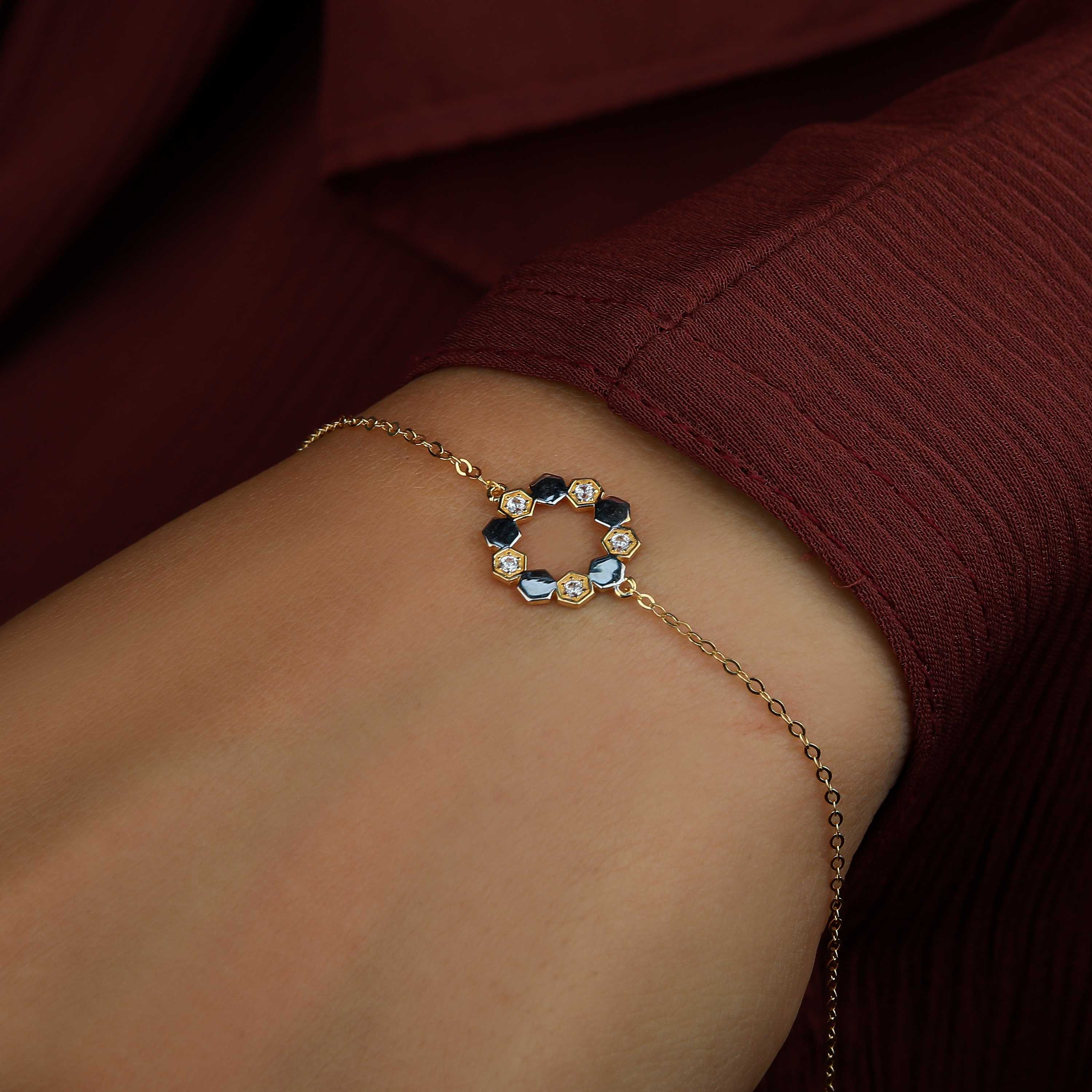 18 karat gold bracelet, made in Turkey - (H-0395)