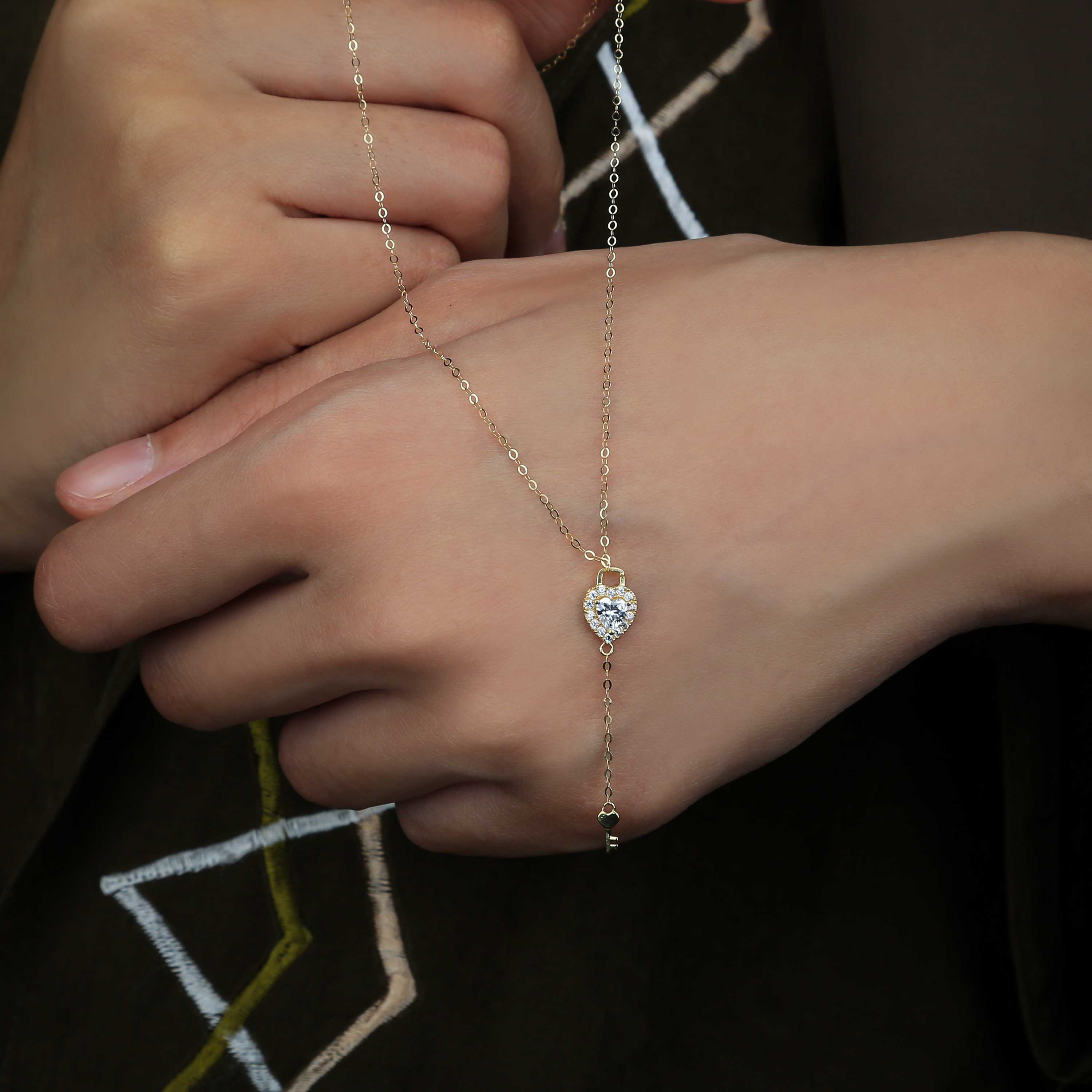 18 karat gold choker, made in Turkey - (H-0410)