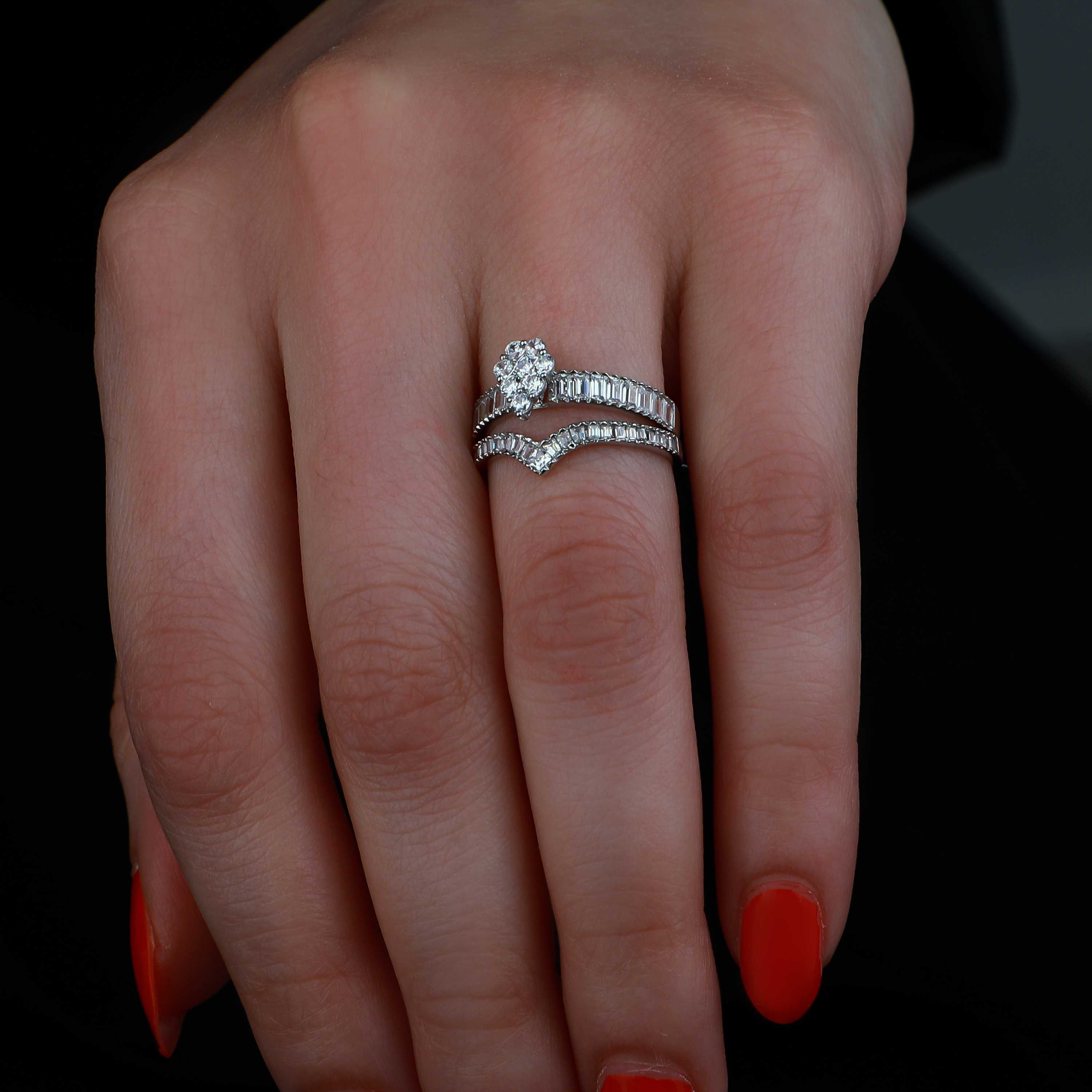 18 karat gold ring, made in Turkey - (H-0477)