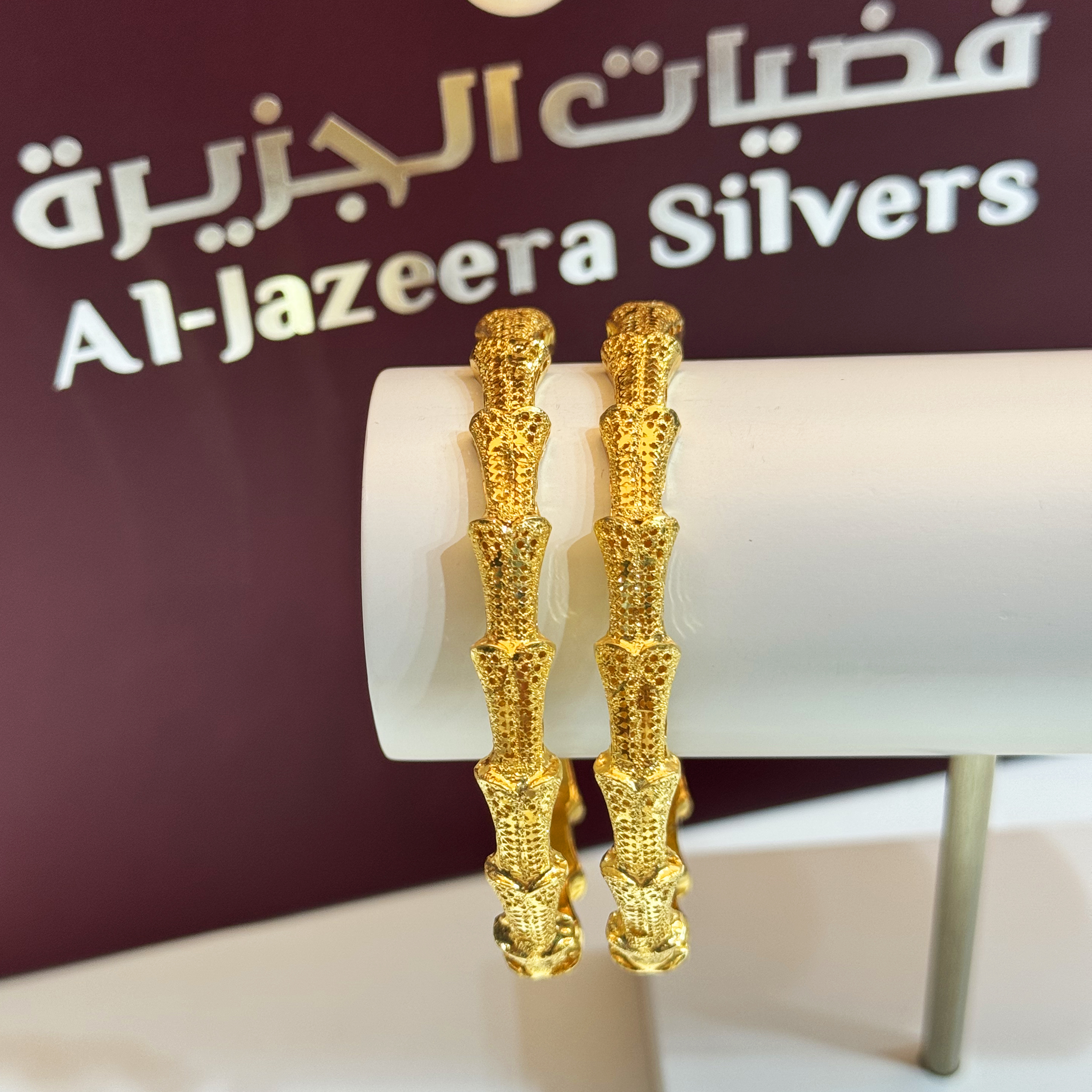 925 sterling silver plated bangle bracelet - (J-0228) 925 sterling silver plated bangle bracelet - (J-0228)