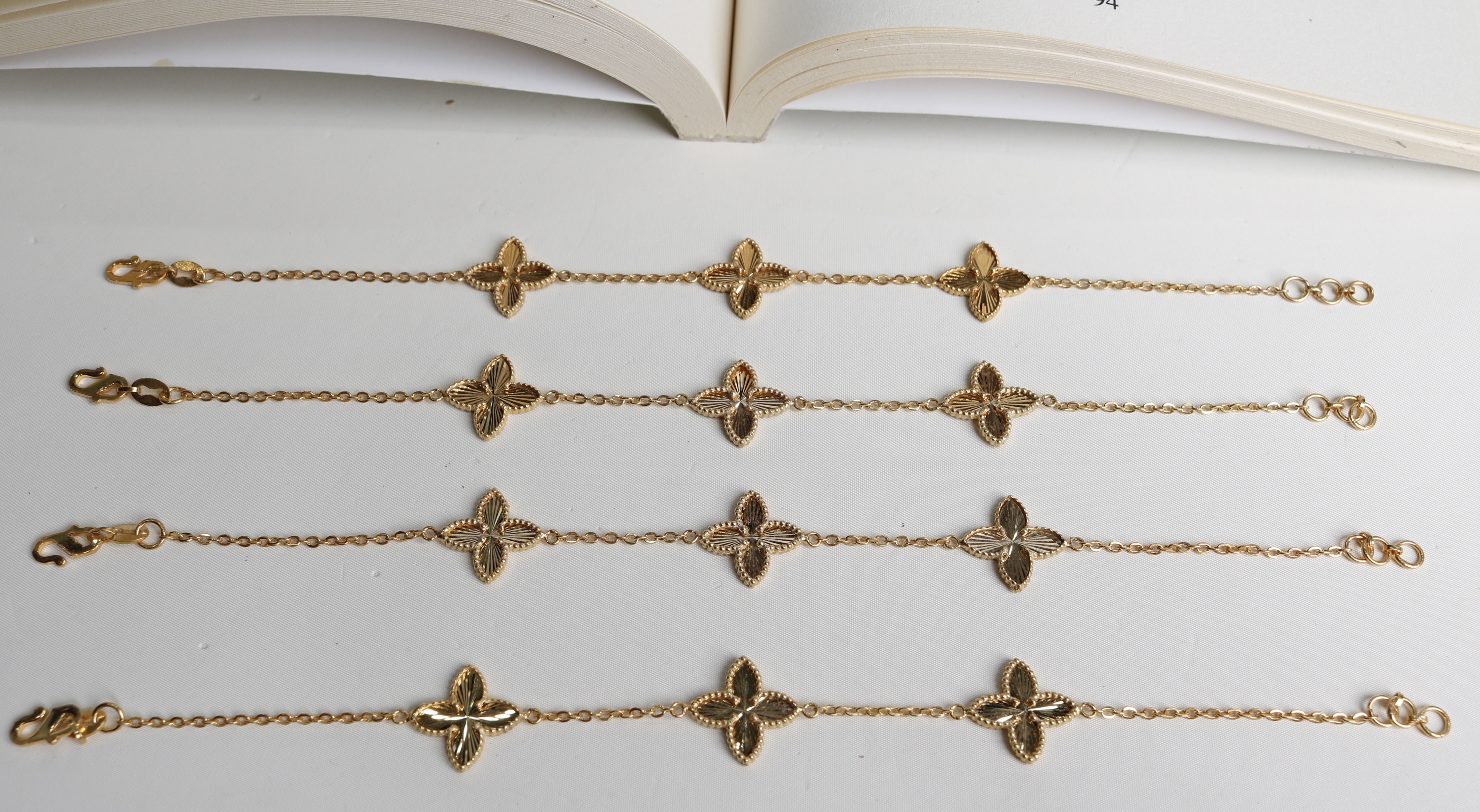 925 sterling silver plated bracelet - (J-0297)