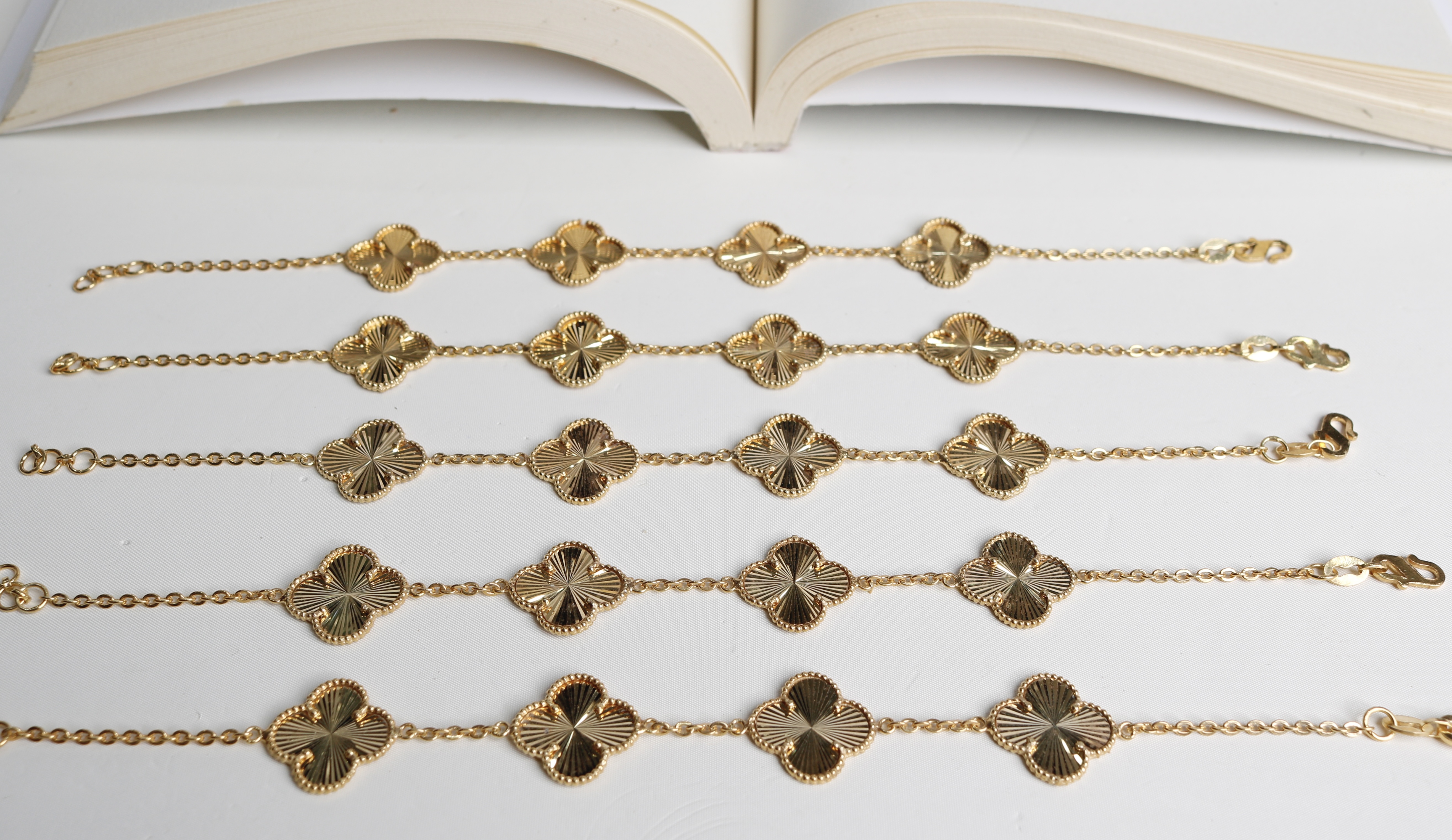 925 sterling silver plated bracelet - (J-0298)