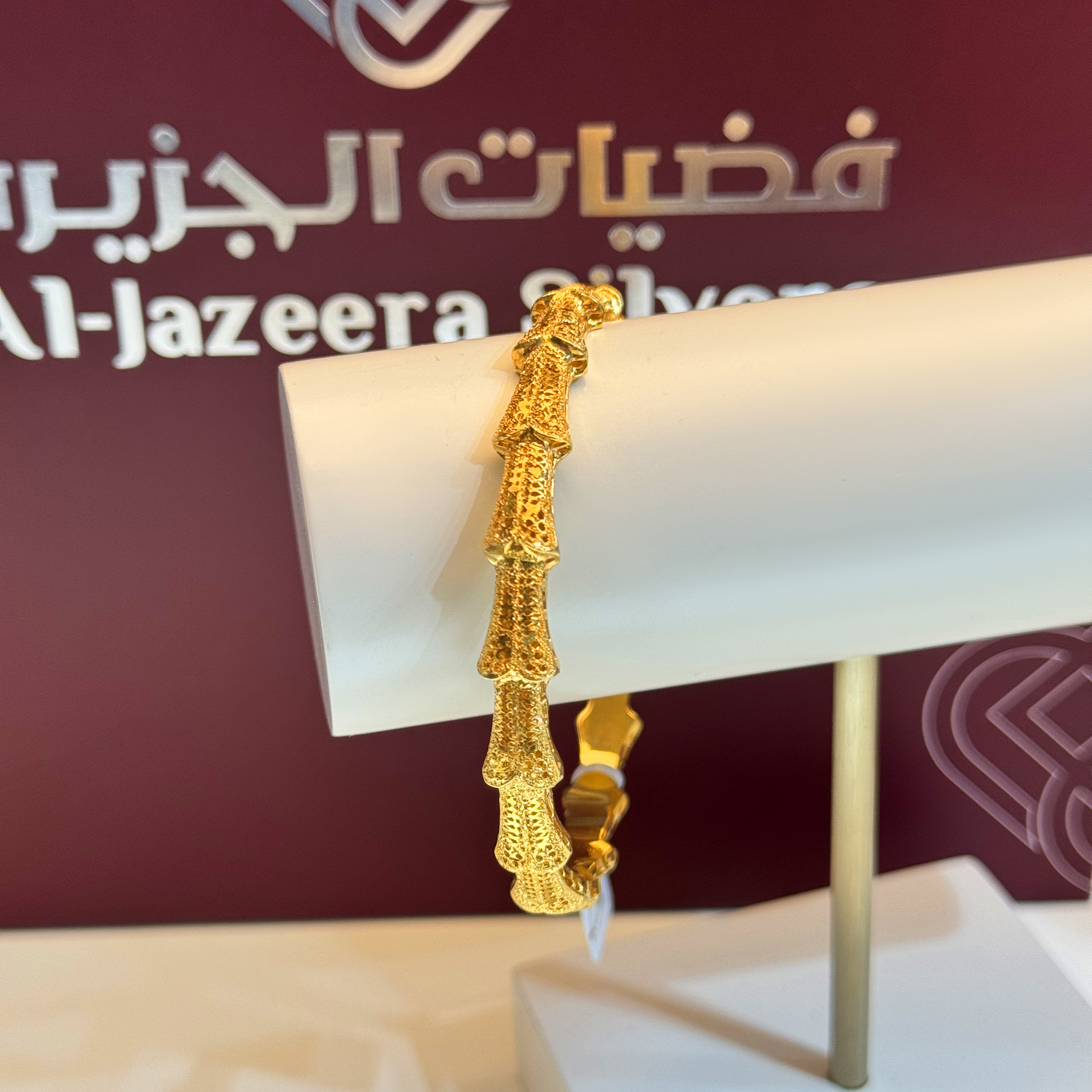 925 sterling silver plated bangle bracelet - (J-0030) 925 sterling silver plated bangle bracelet - (J-0030)