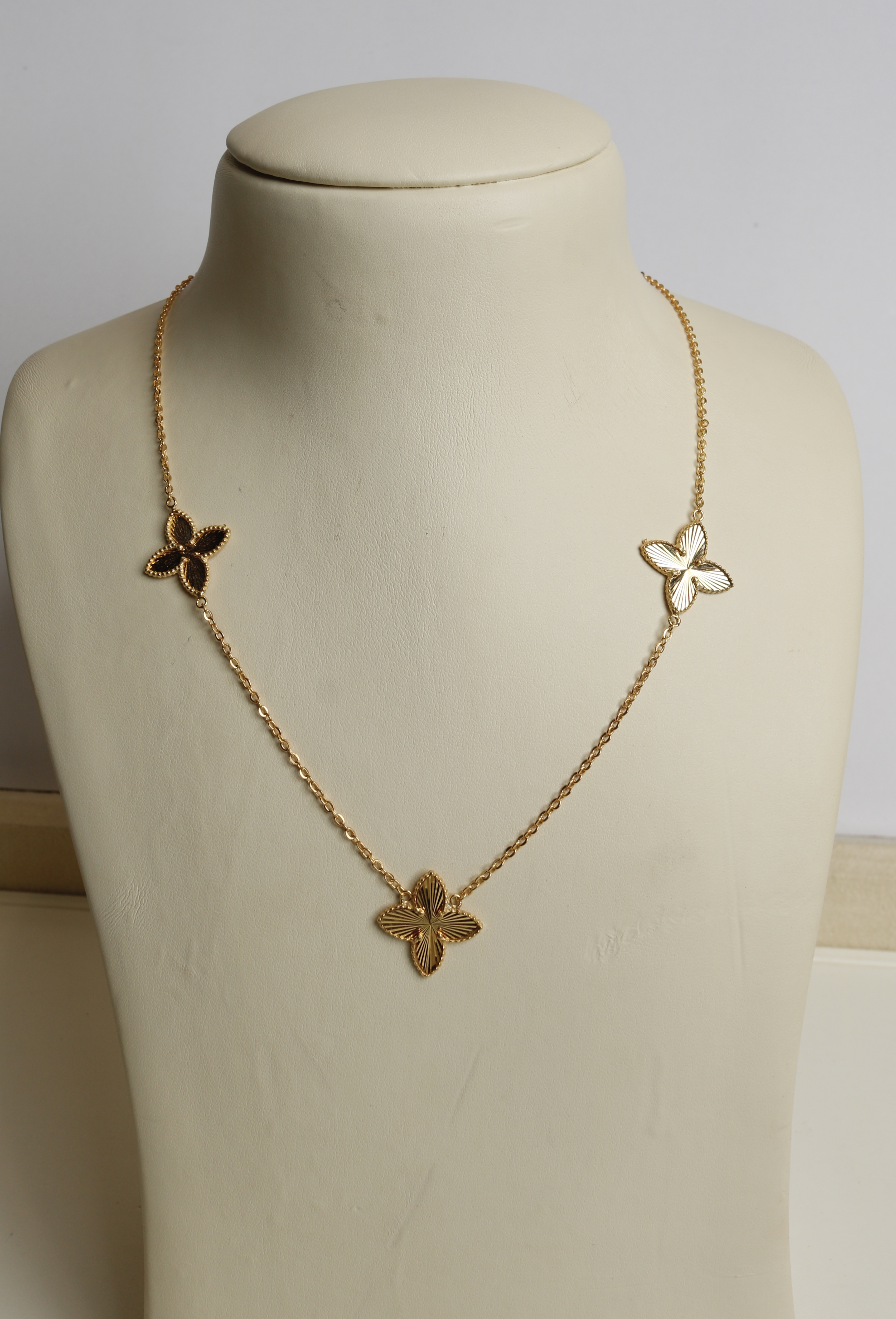 925 sterling silver plated choker, made in Singapore - (J-0328)