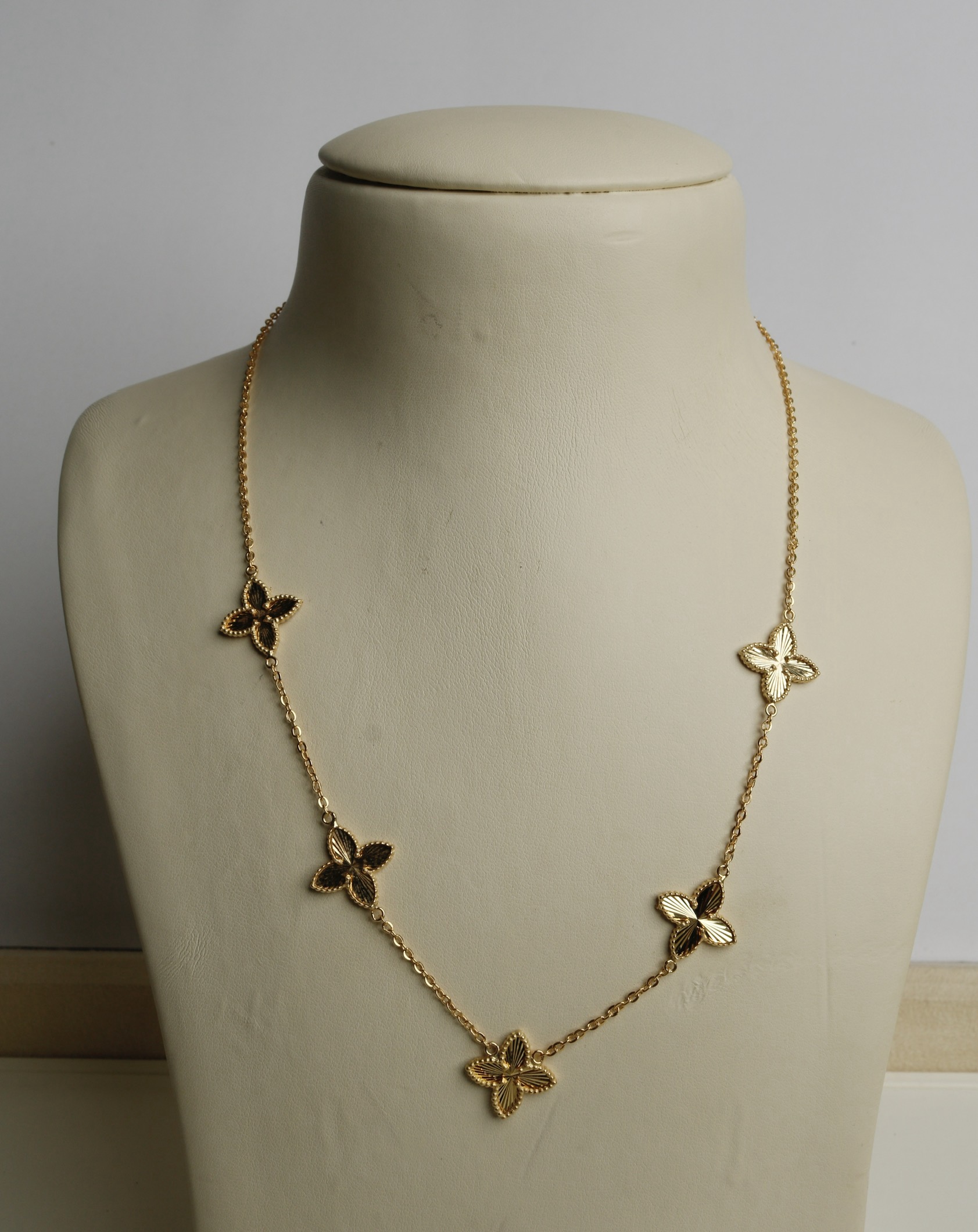 925 sterling silver plated choker, made in Singapore - (J-0329)