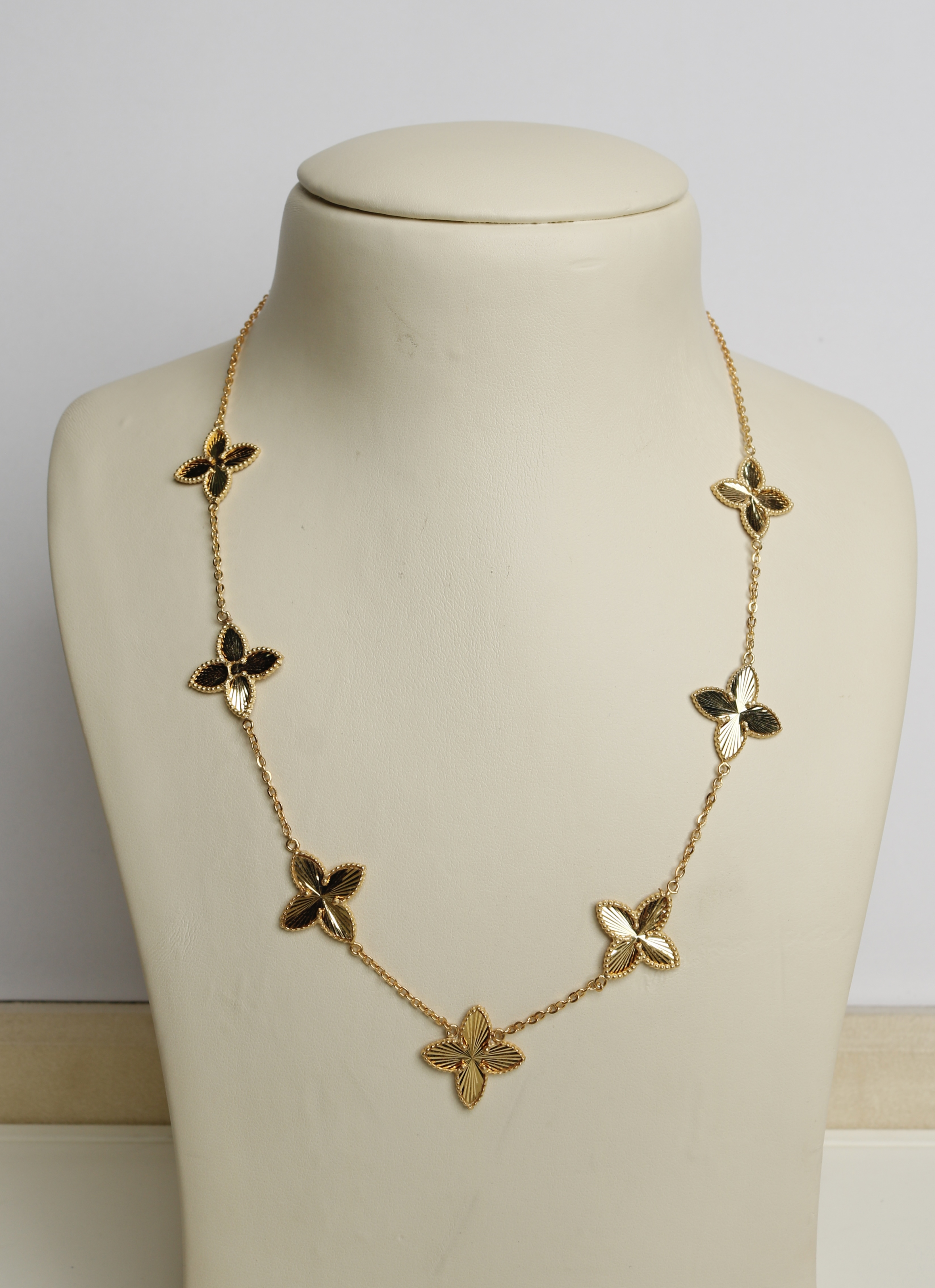 925 sterling silver plated choker, made in Singapore - (J-0330)