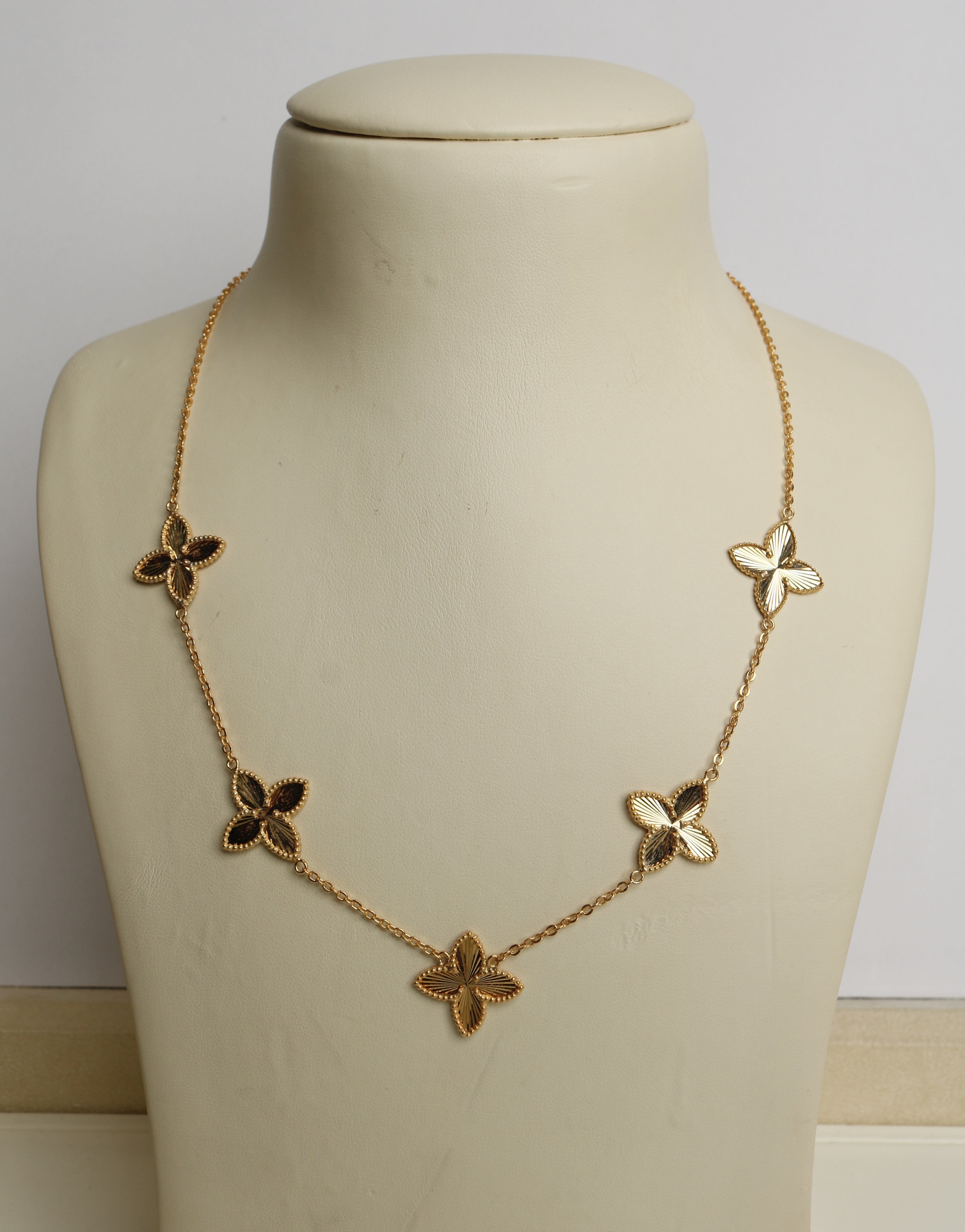 925 sterling silver plated choker, made in Singapore - (J-0344)