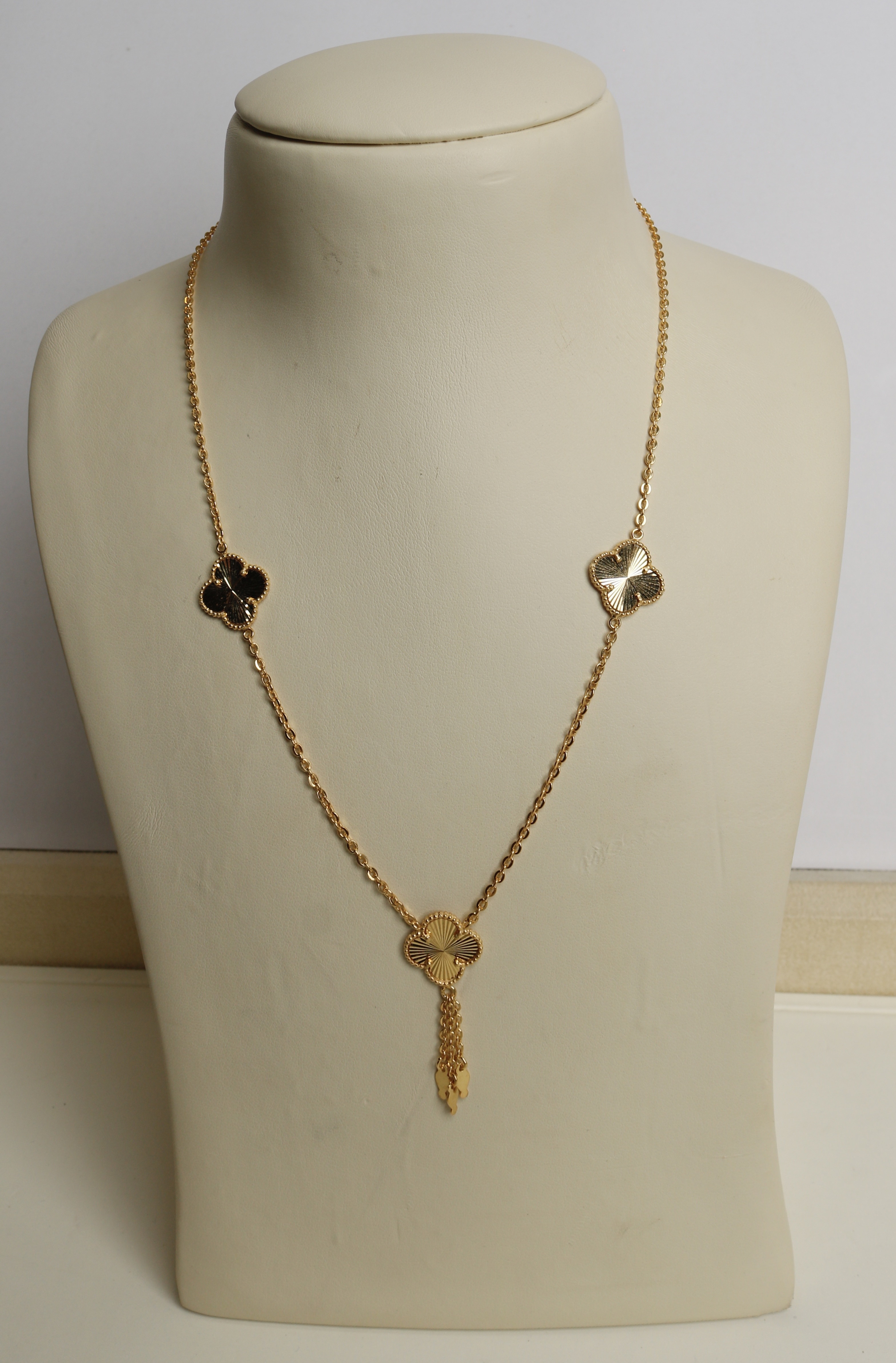 925 sterling silver plated choker, made in Singapore - (J-0347)